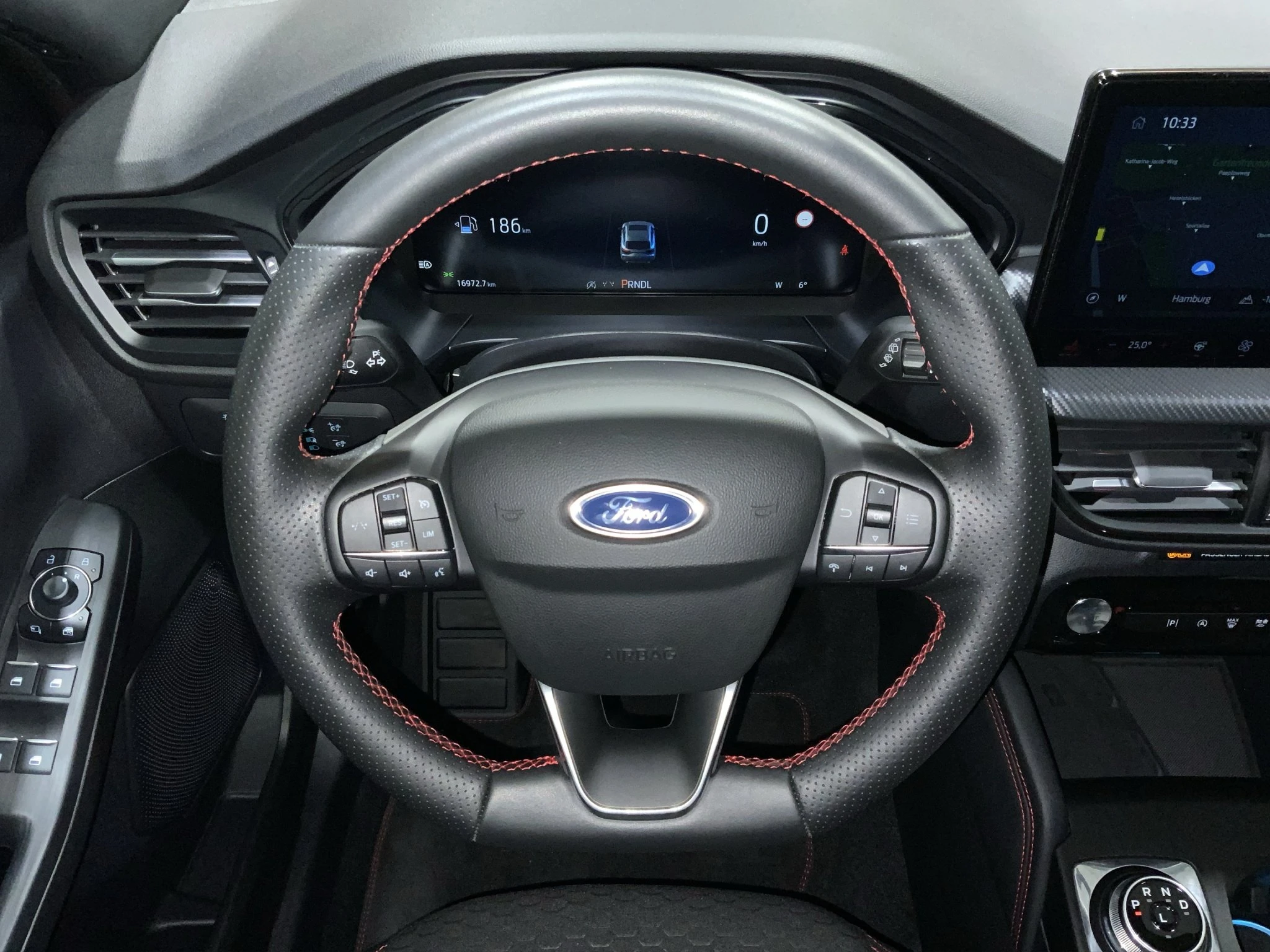 Ford-Kuga-image-12