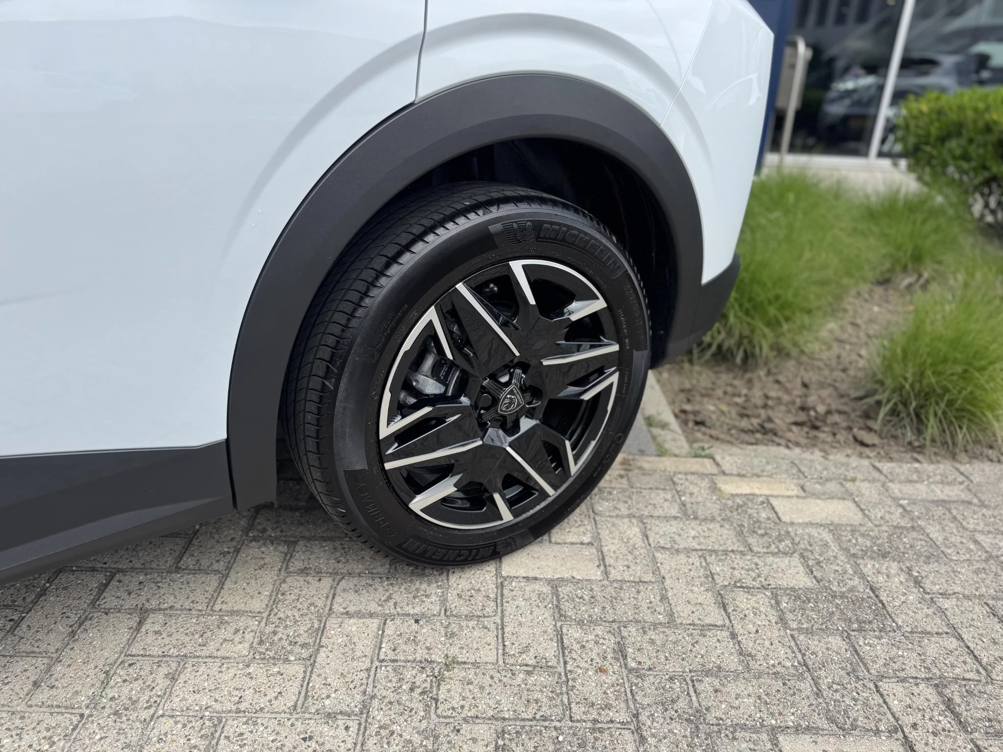 Peugeot 3008 Hybrid 145 GT