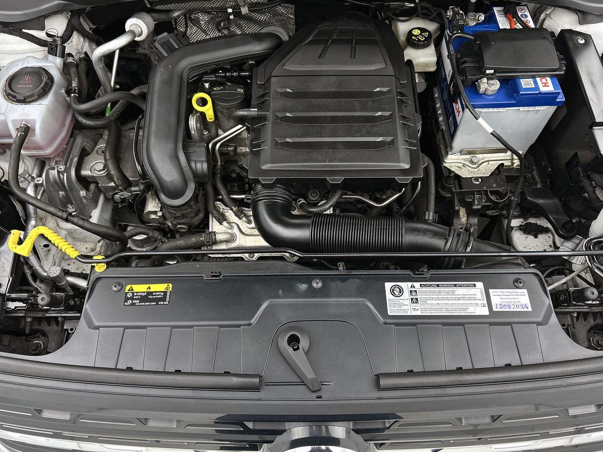 Volkswagen-T-Cross-image-26