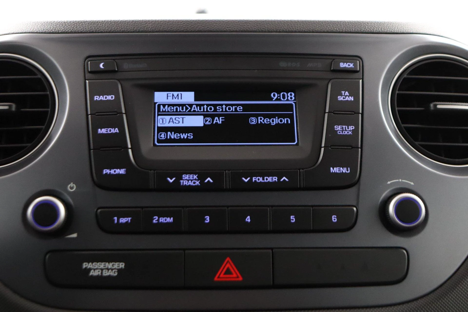 Hyundai-i10-image-38