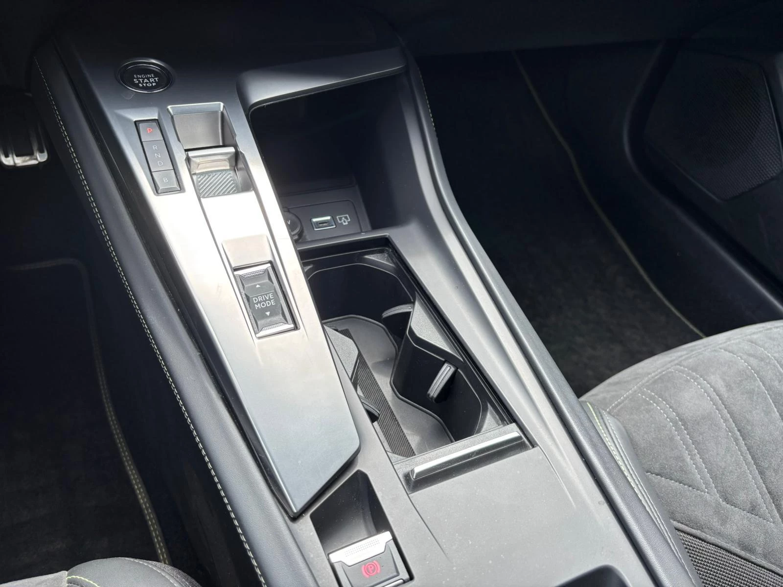 Peugeot 308 1.6 Hybrid 180 S&S EAT8 GT