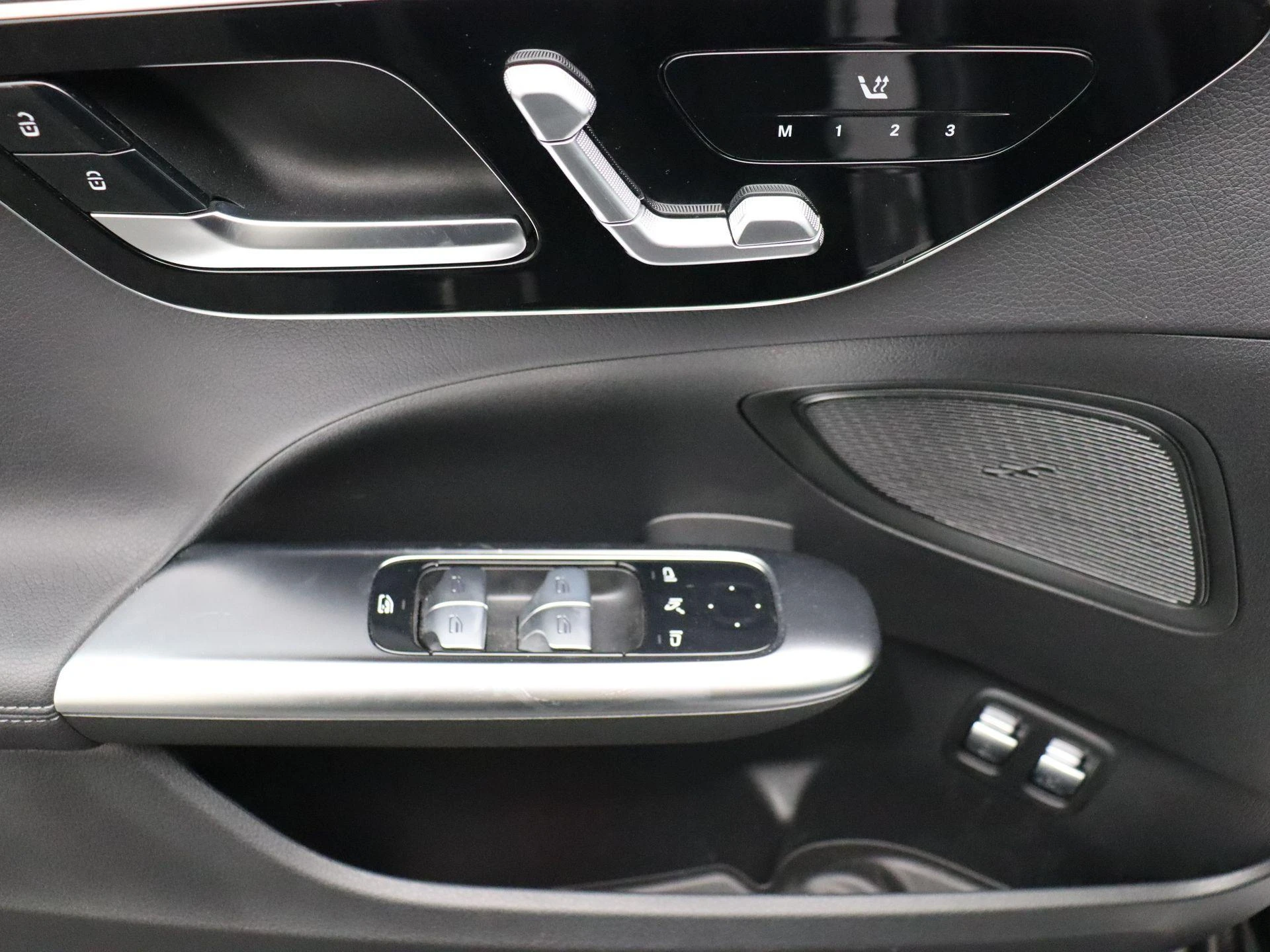 Mercedes-Benz Classe C 300 e AMG Line Estate + PANORAMISCH DAK + TREKHAAK + CARPLAY +