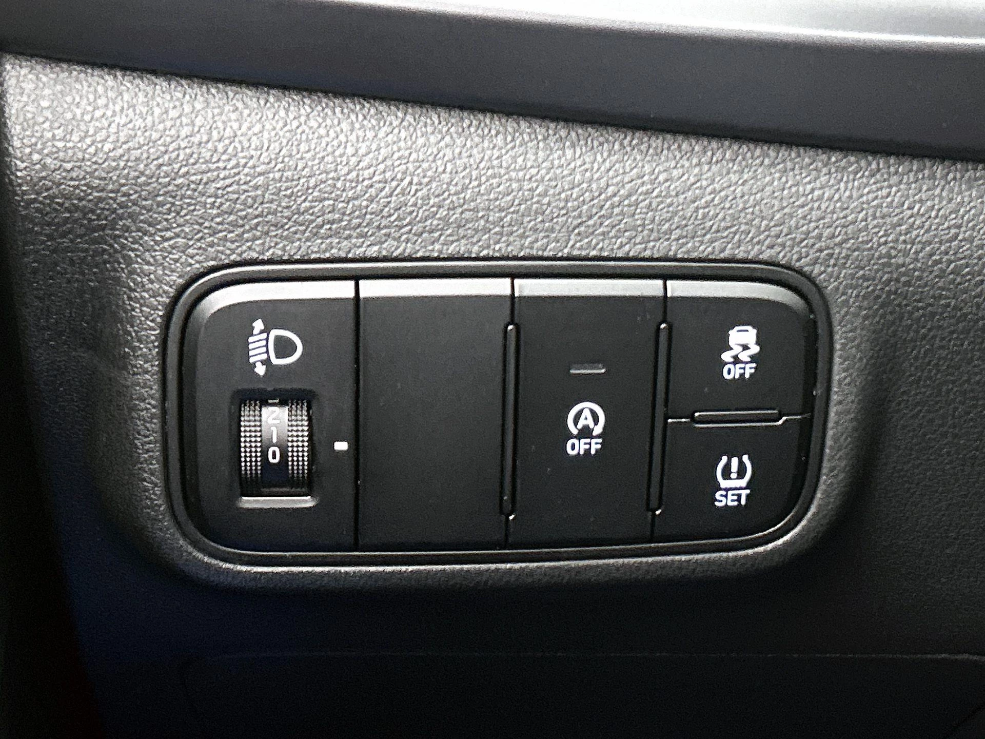 Hyundai-Bayon-image-22