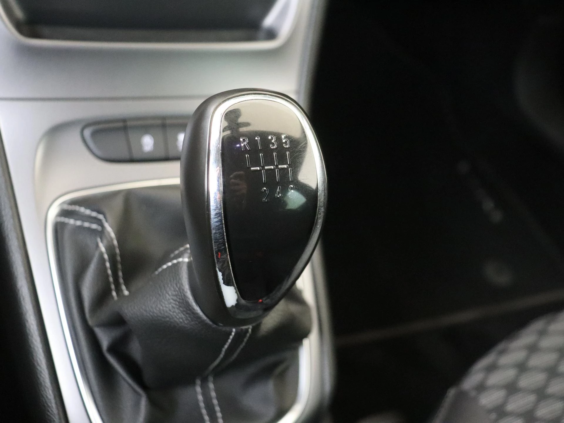 Opel Astra Sports Tourer 1.4 Online Edition