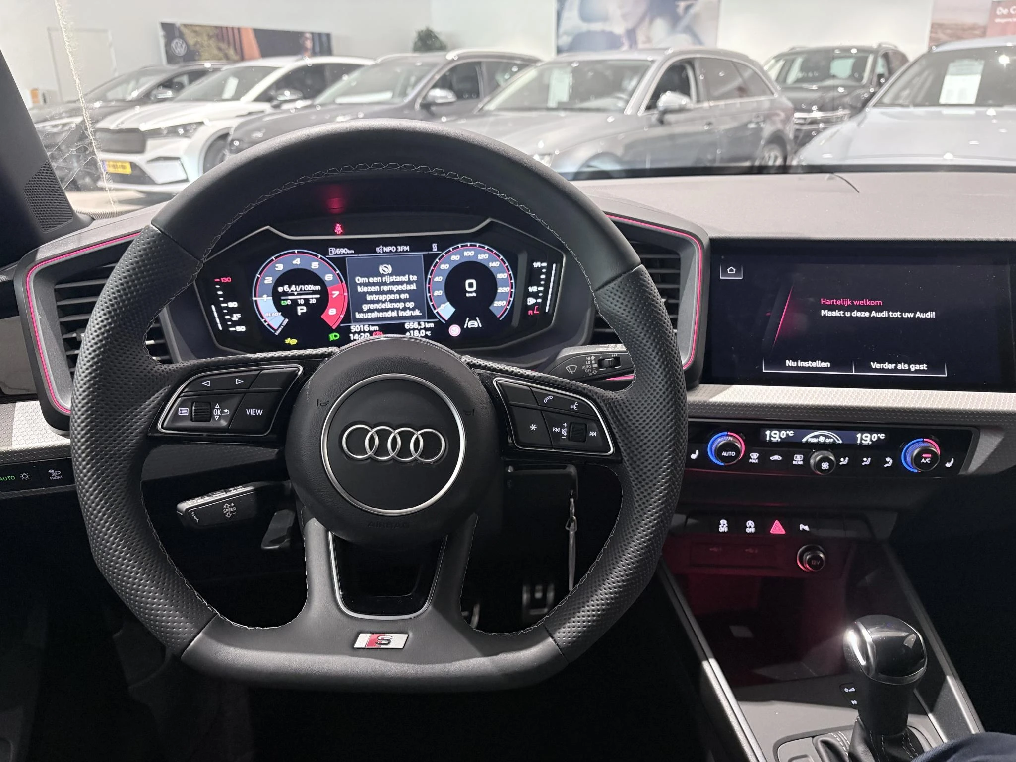 Audi-A1 Sportback-image-16