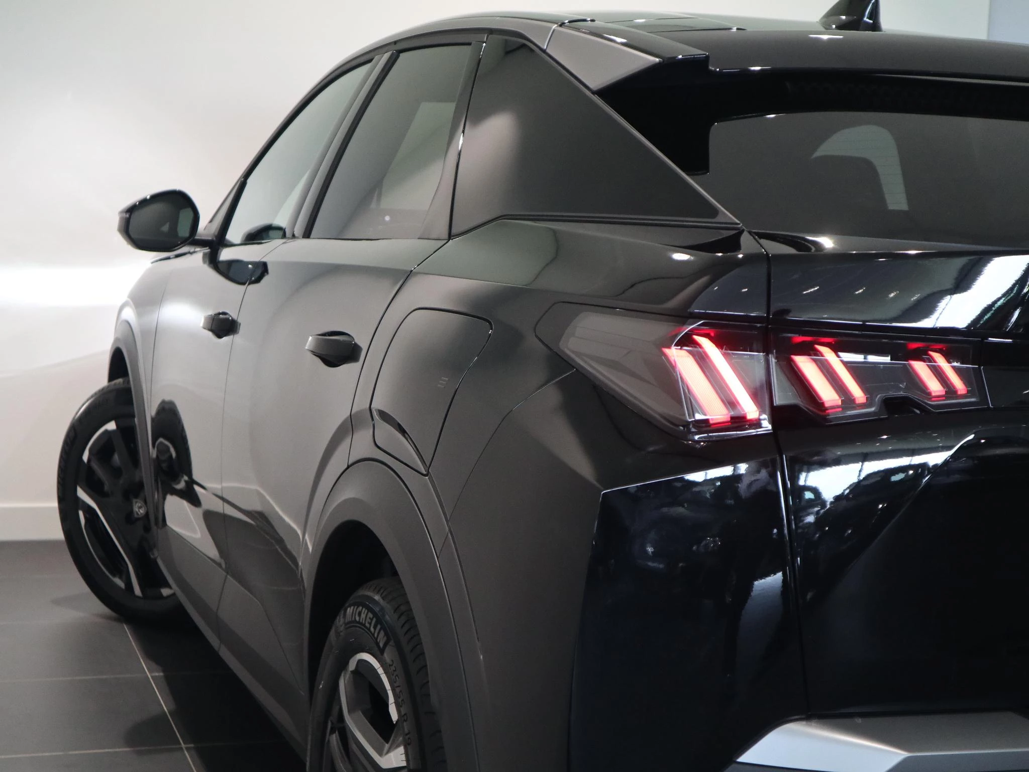Peugeot 3008 Plug-in Hybrid 195 Allure