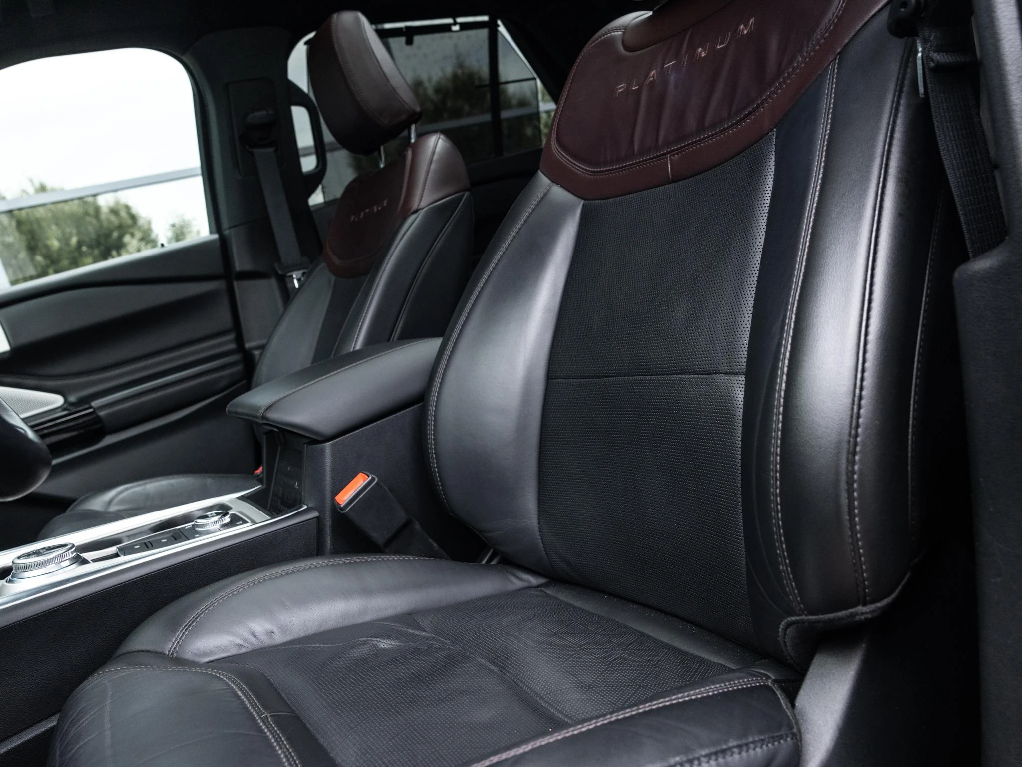 Ford-Explorer-image-15