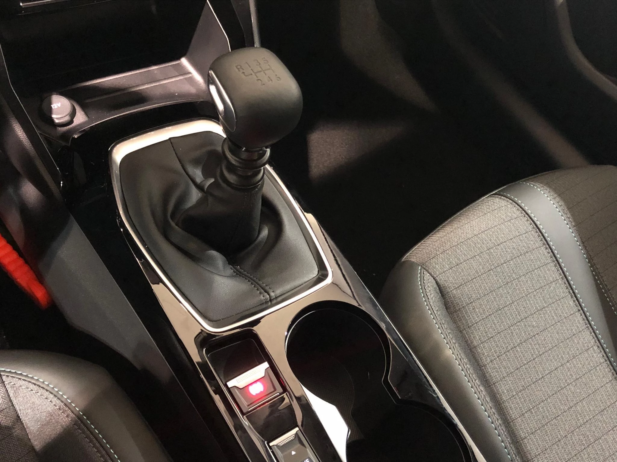 Peugeot 208 1.2 PureTech Allure Pack