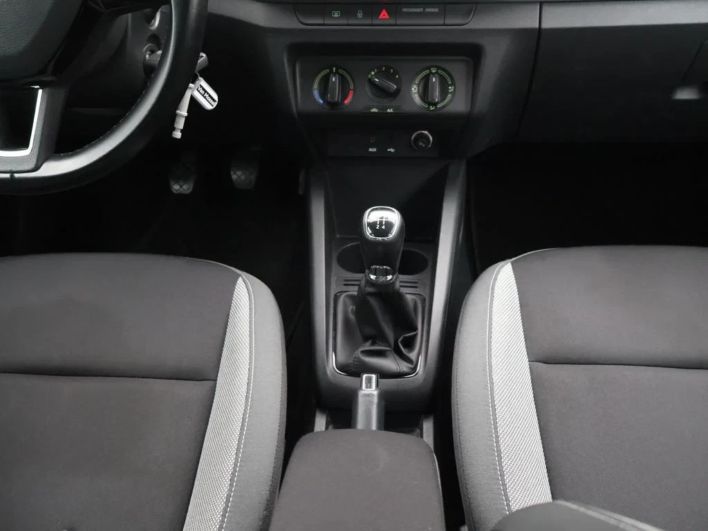 Škoda-Fabia-image-14