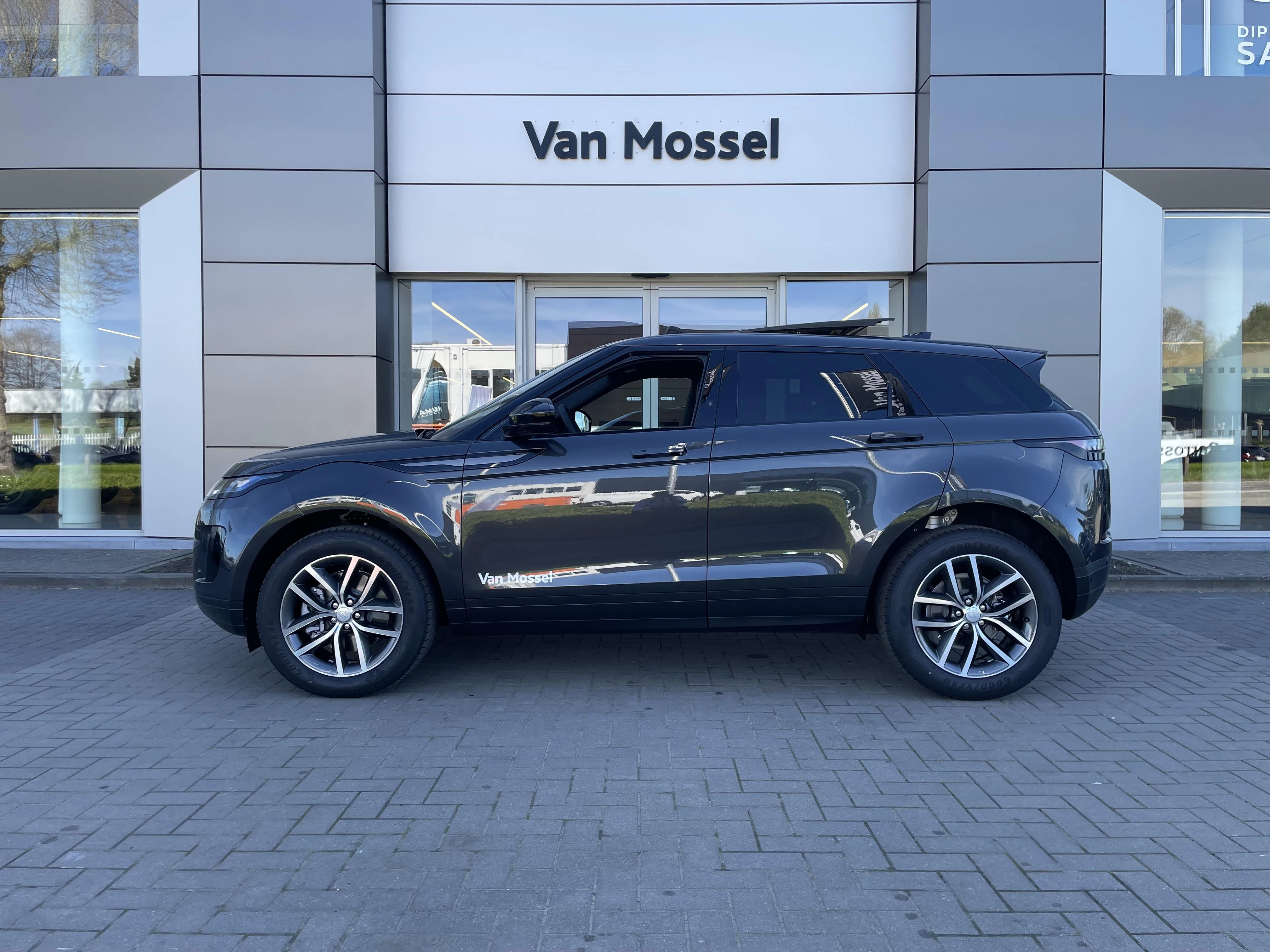Land Rover Range Rover Evoque P160 S FWD Auto. 26.5MY