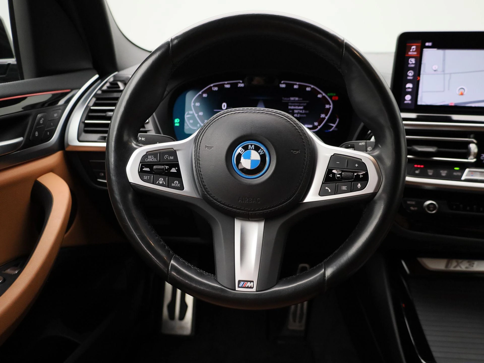 BMW-iX3-image-6