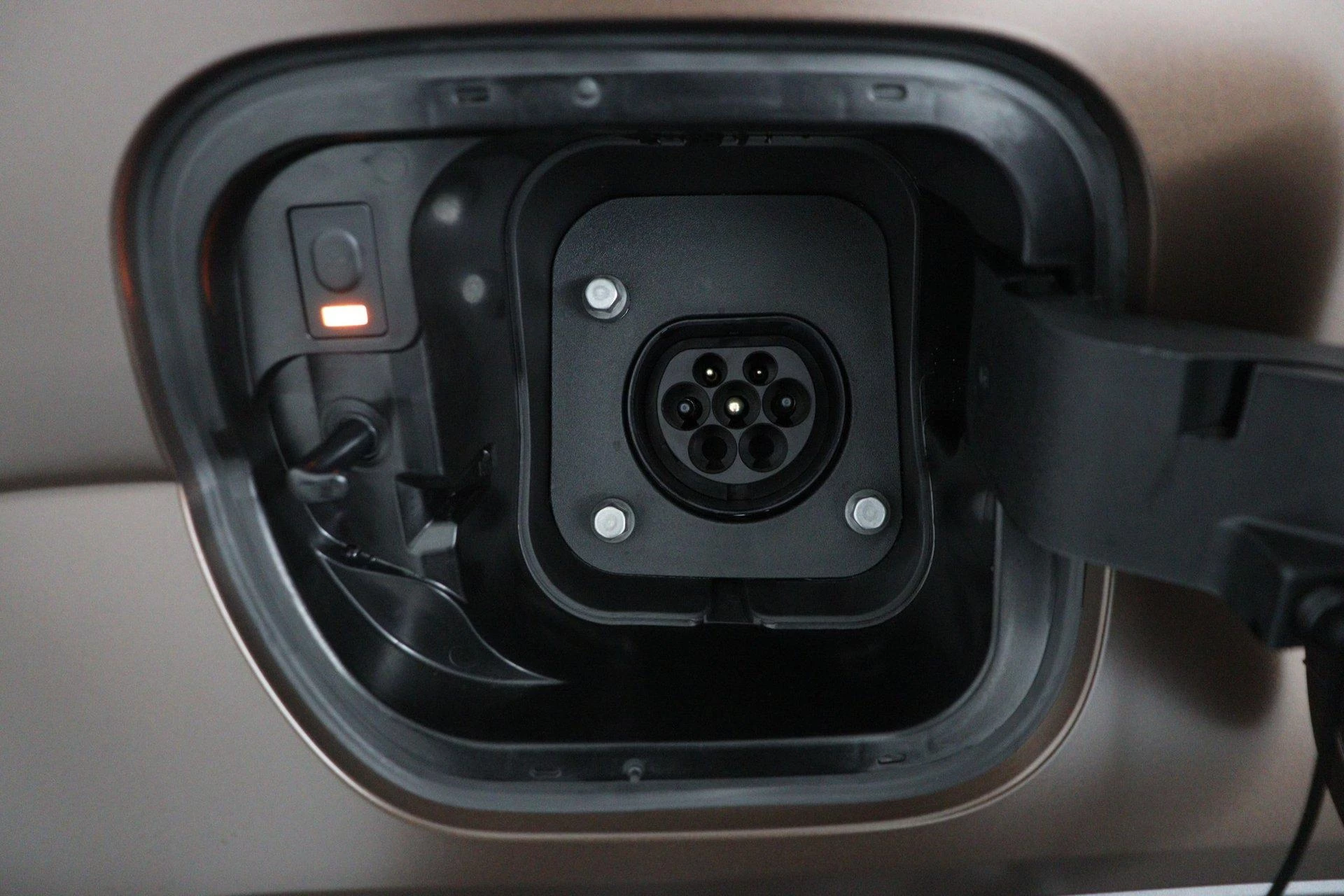 Hyundai-Santa Fe-image-53