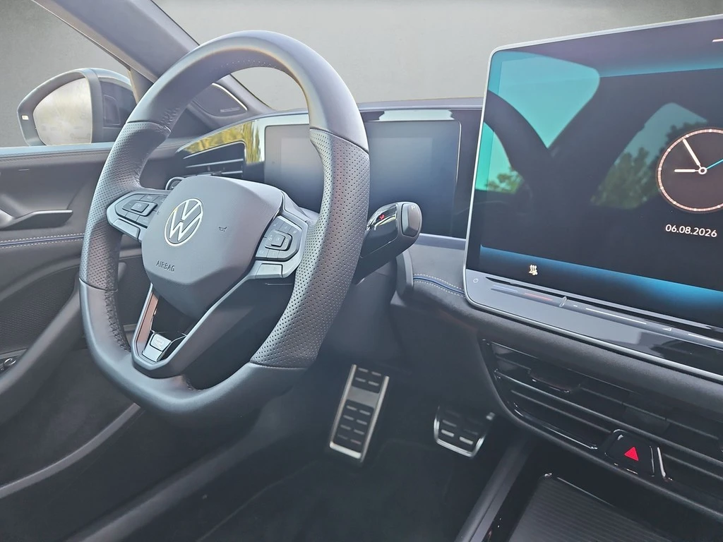 Volkswagen-Passat-image-7