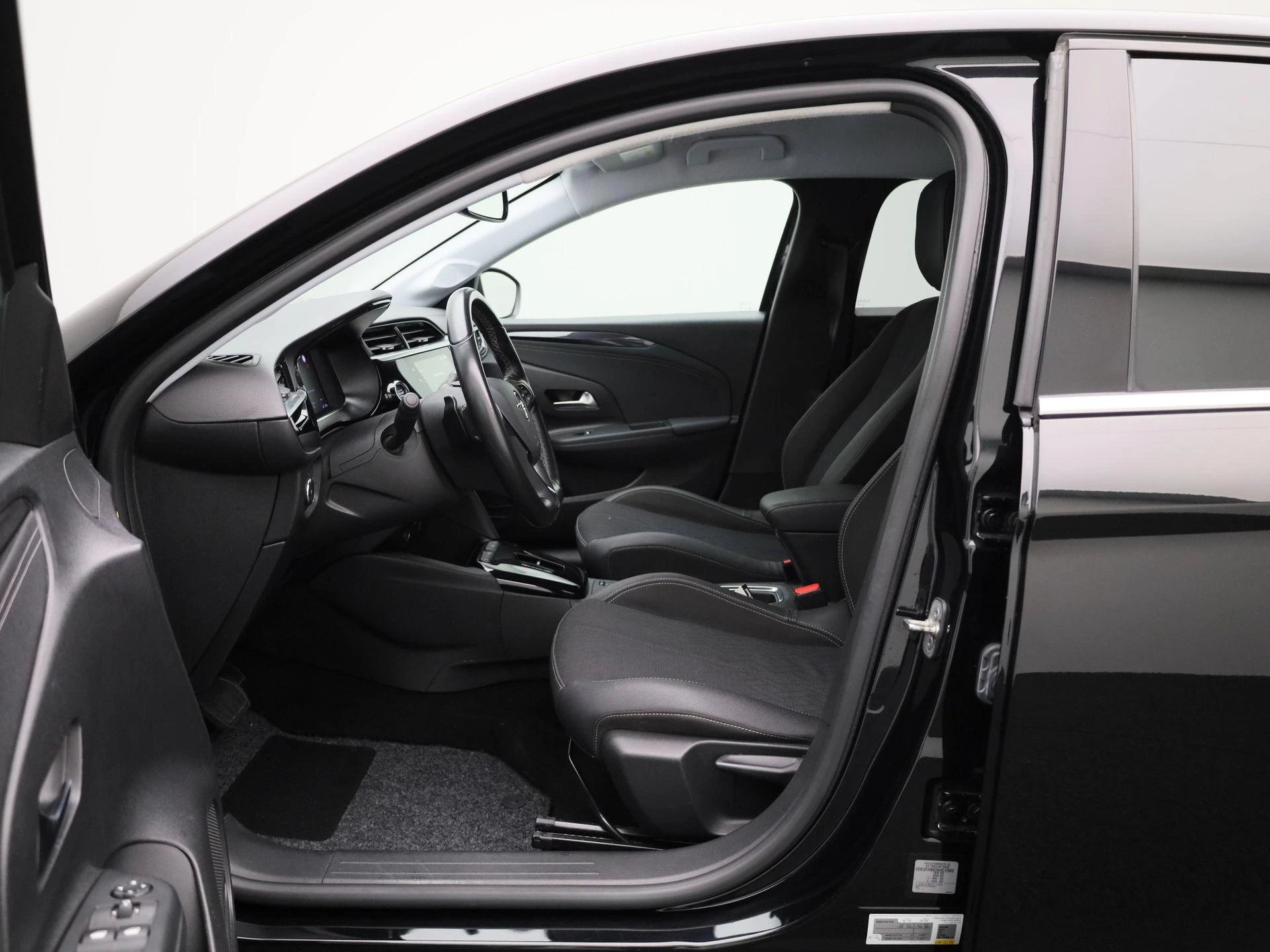 Opel-Corsa-image-10