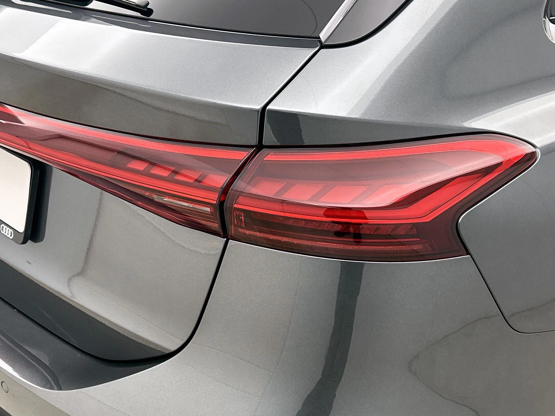 Audi-A6 Avant e-tron-image-29