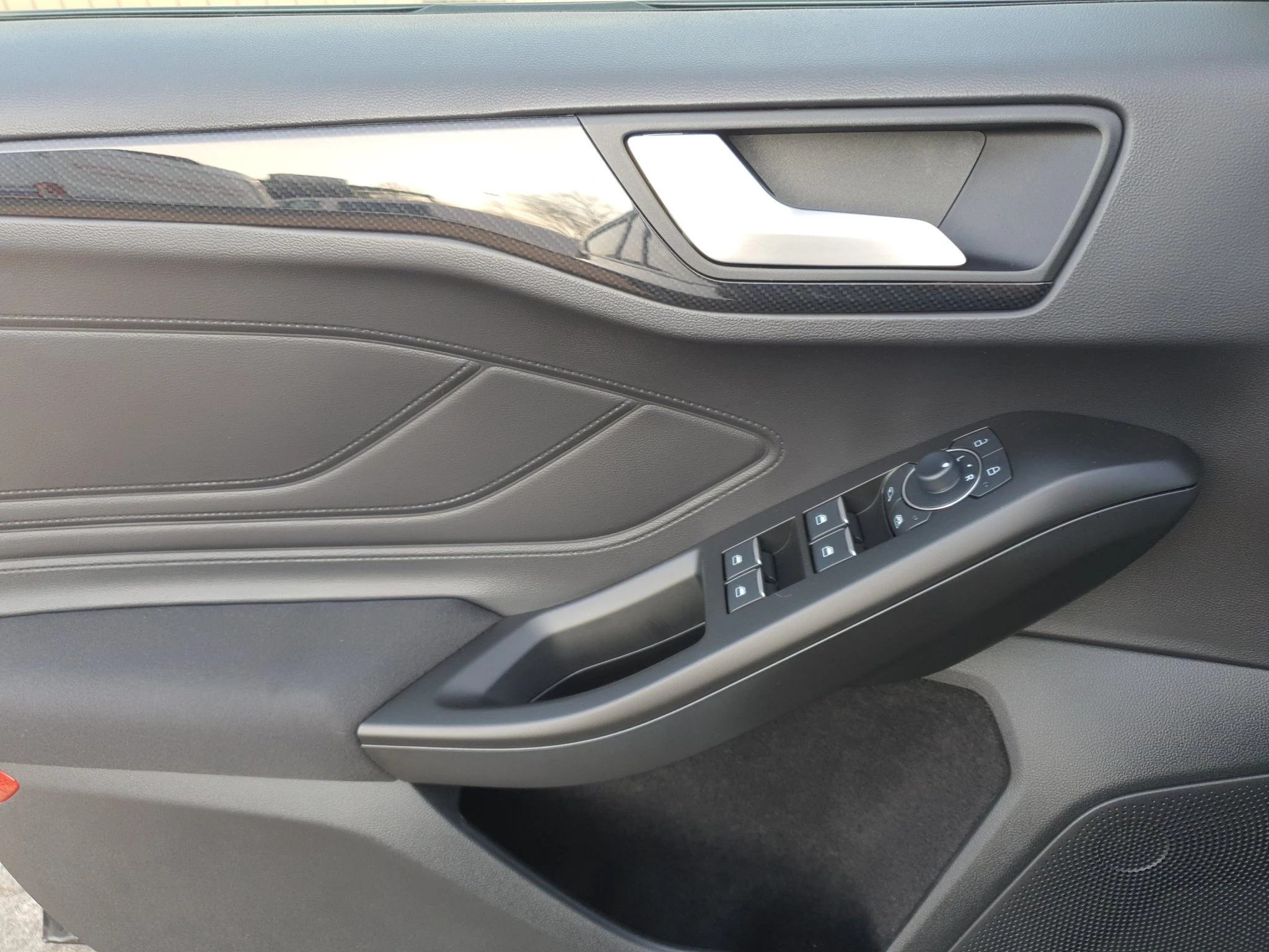 Ford Focus ST-Line Turnier AHK ACC LED Kamera