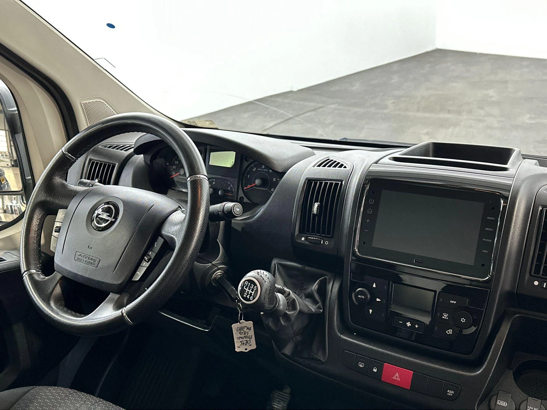 Opel Movano 2.2D 140 L3H2 3.3t
