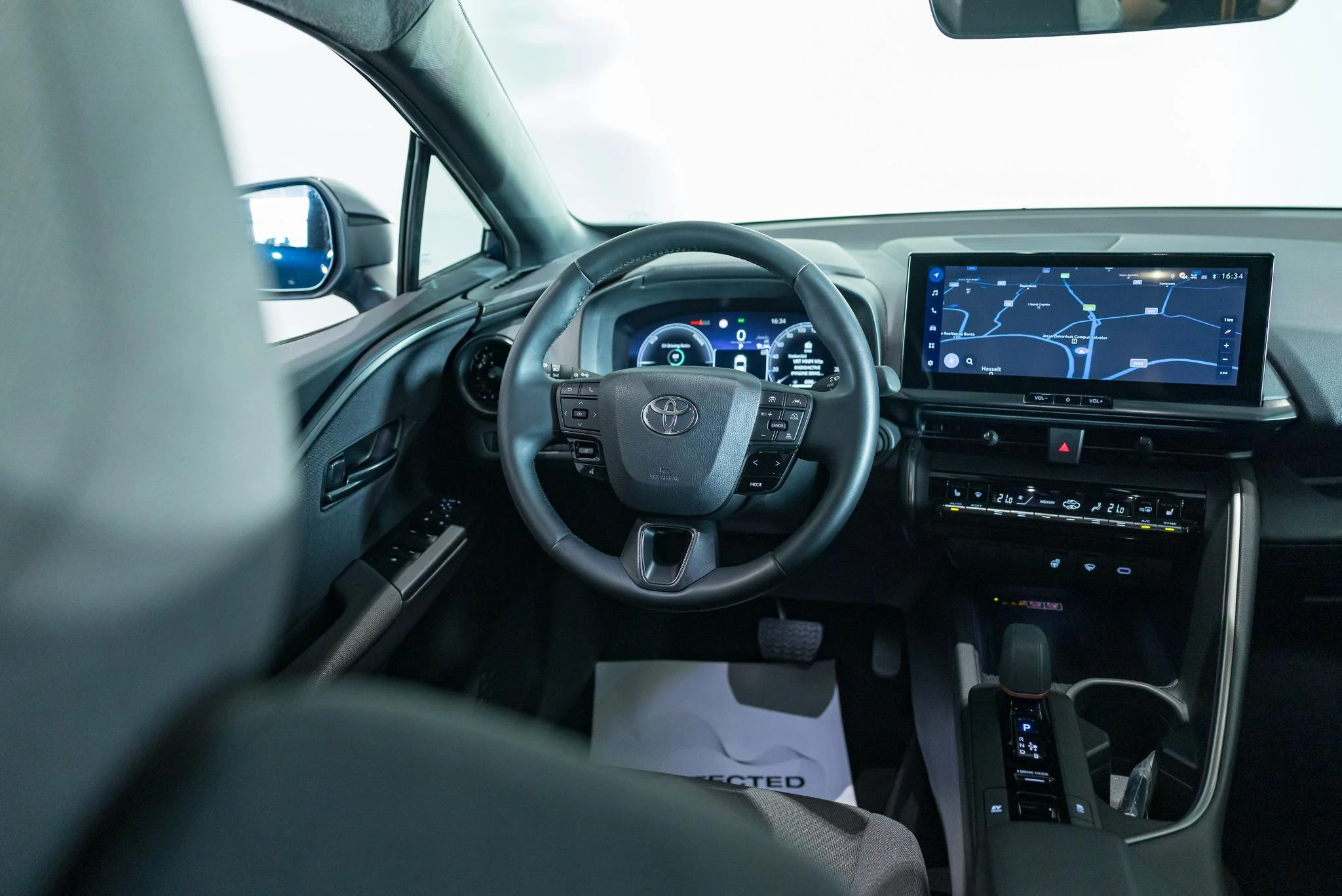 Toyota-C-HR-image-16