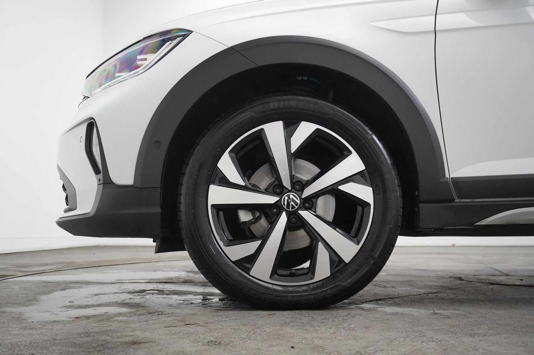 Volkswagen-Taigo-image-4