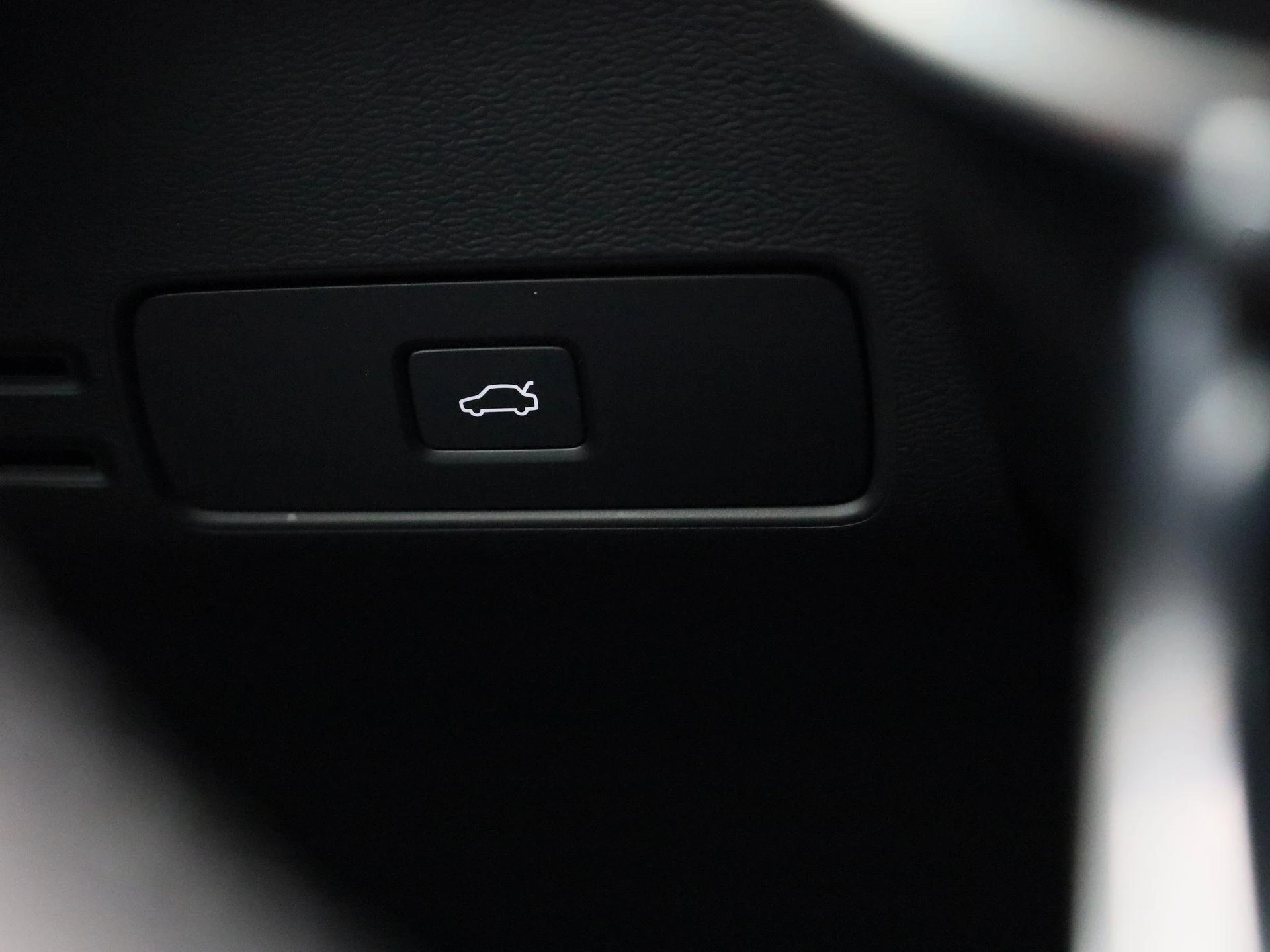 Volvo-XC40-image-24