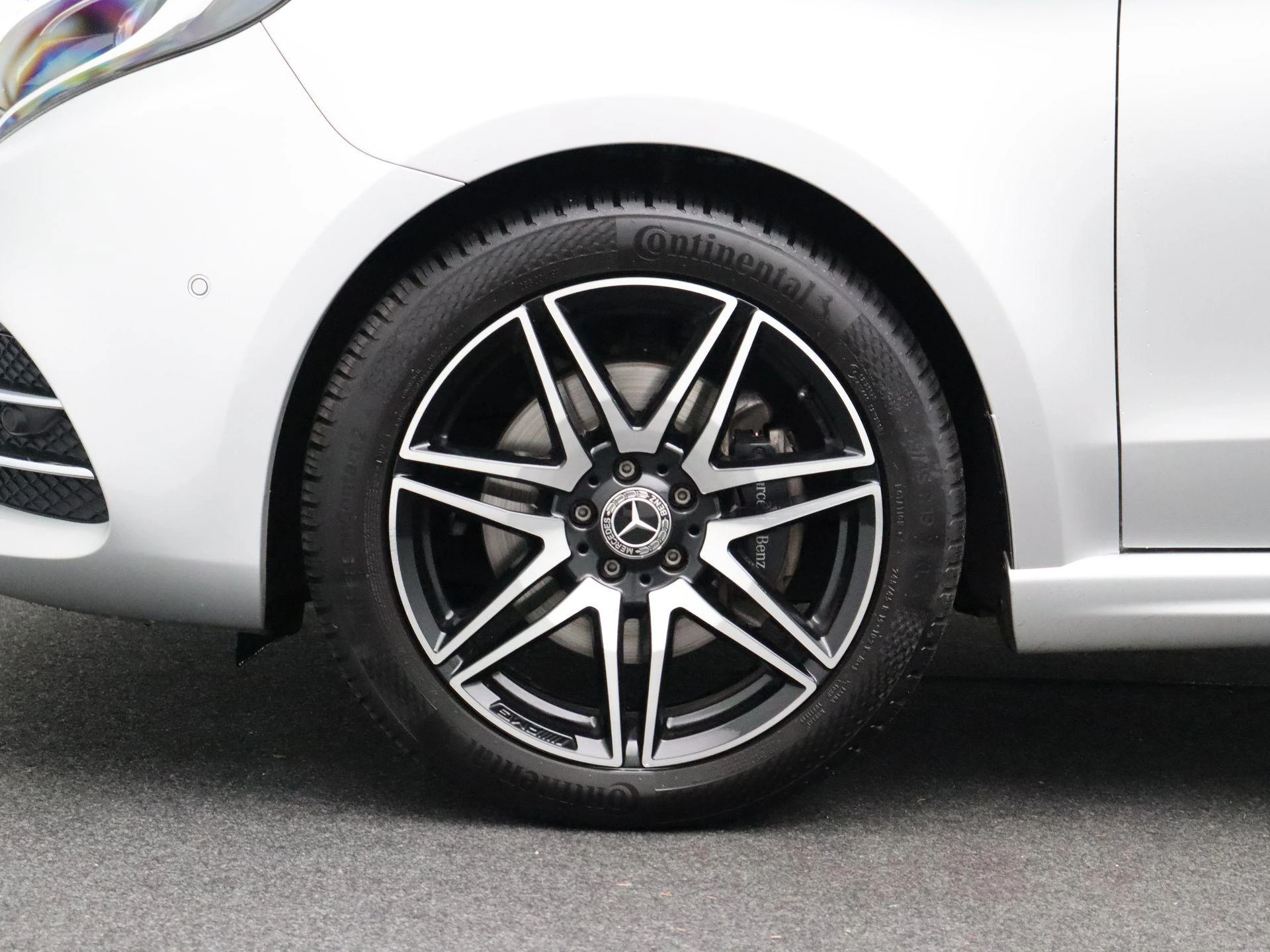 Mercedes-Benz-Classe V-image-6
