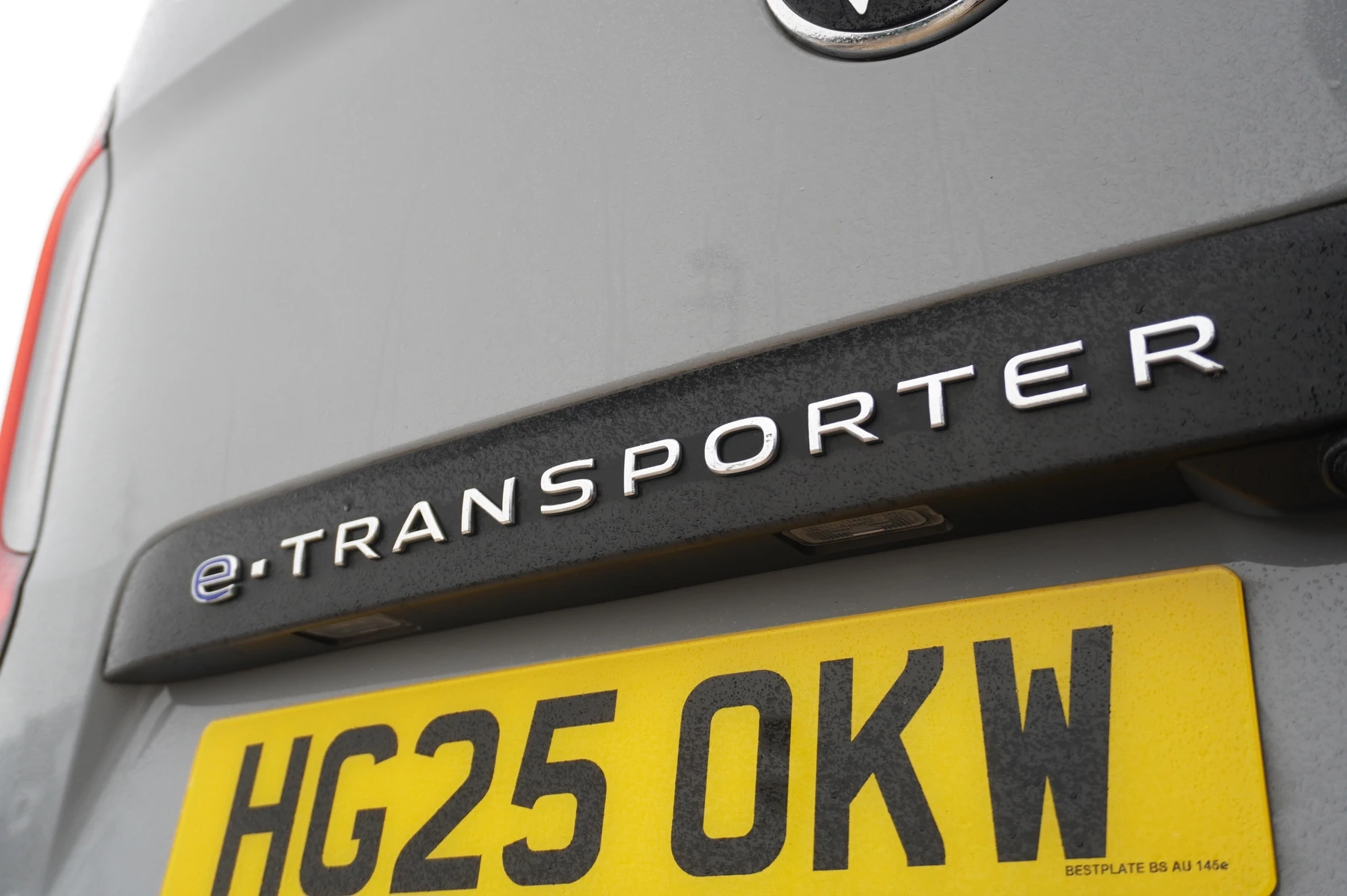 Volkswagen-Transporter-image-46
