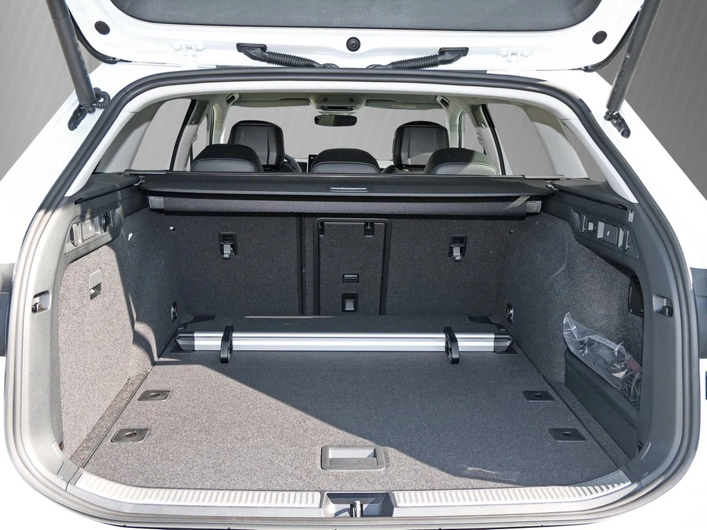 Volkswagen Passat Elegance 2.0 l TDI DSG 110 kW / 150 PS