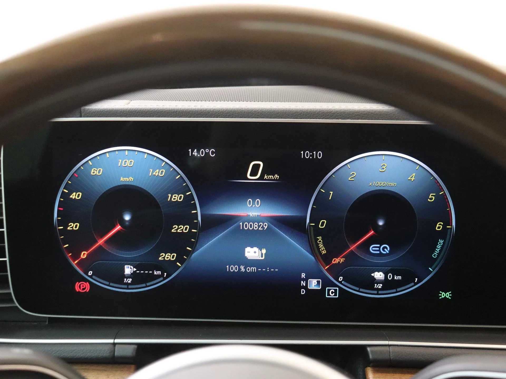Mercedes-Benz-GLE-image-12
