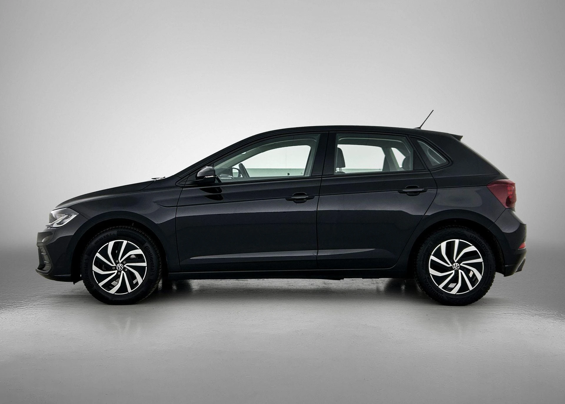 Volkswagen-Polo-image-1