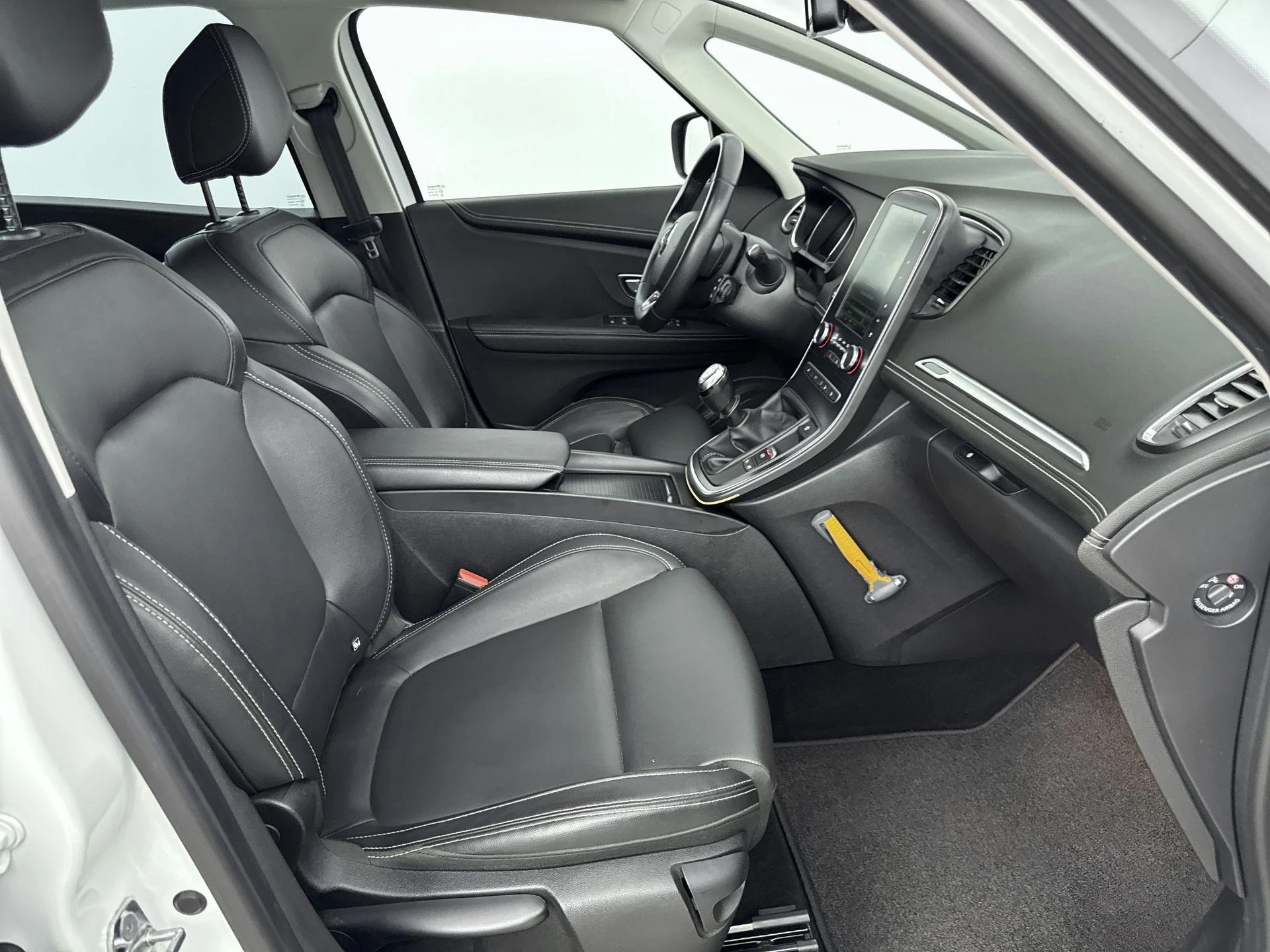 Renault-Grand Scénic-image-29