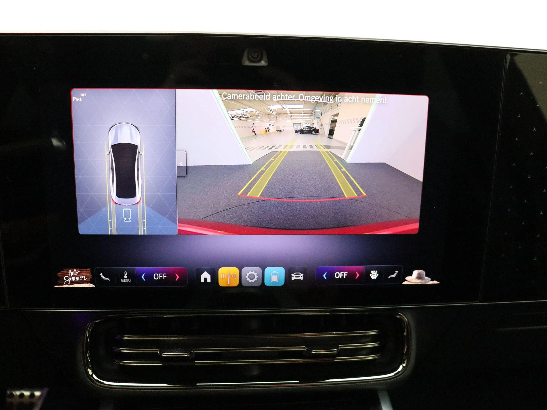 Mercedes-Benz-CLA-image-15