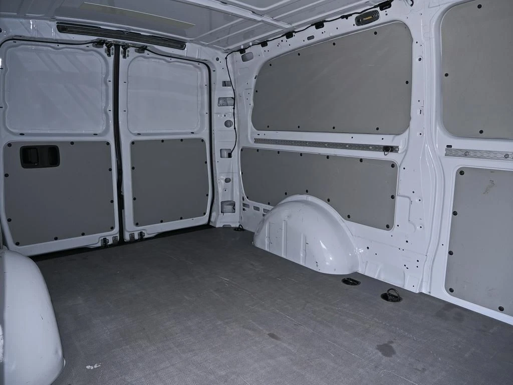 Mercedes-Benz-Vito 116-image-13