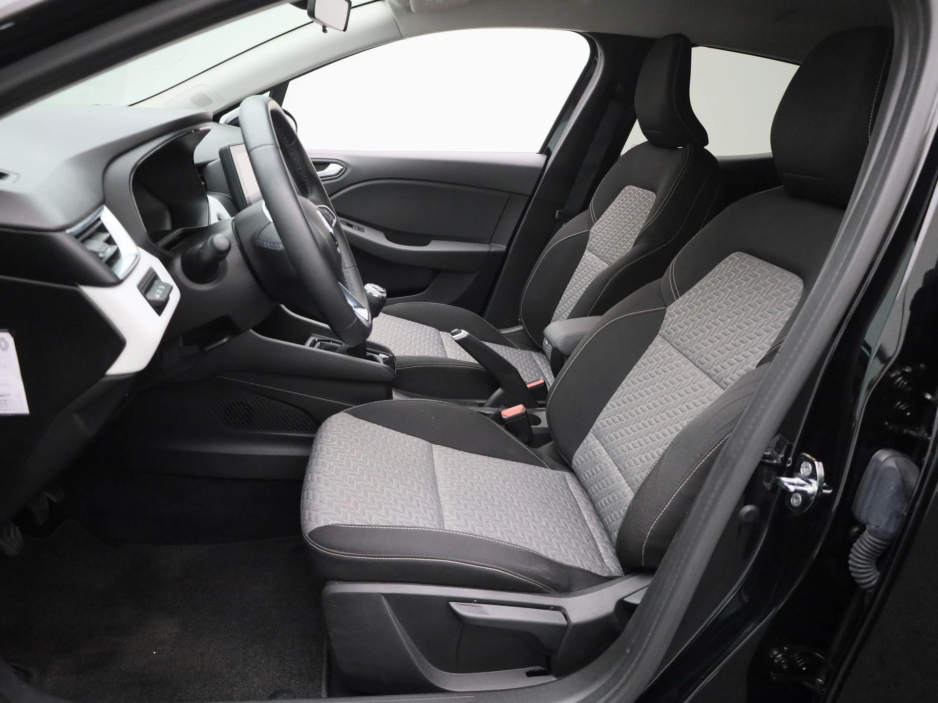 Renault-Clio-image-9