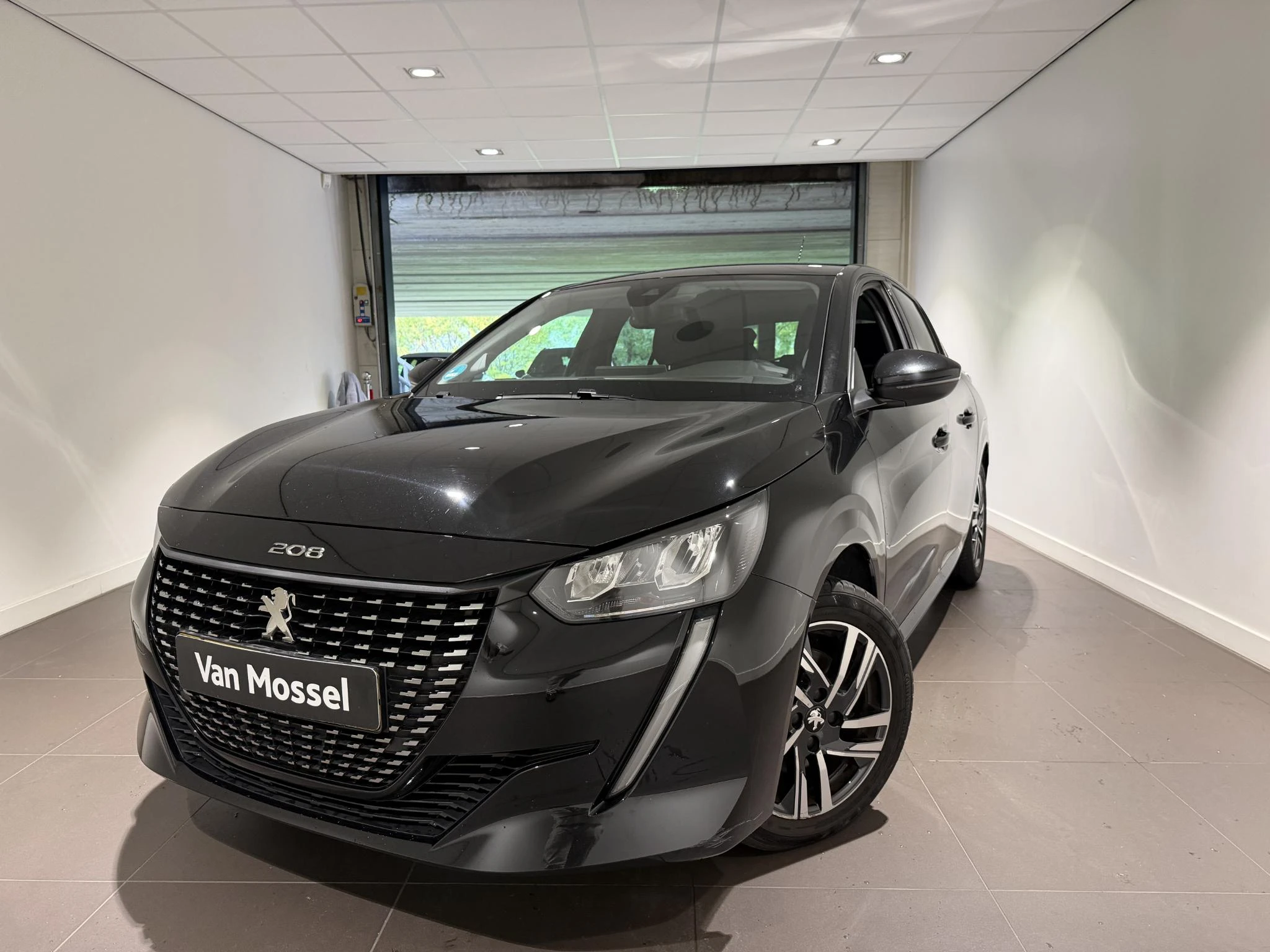 Peugeot-208-image-20