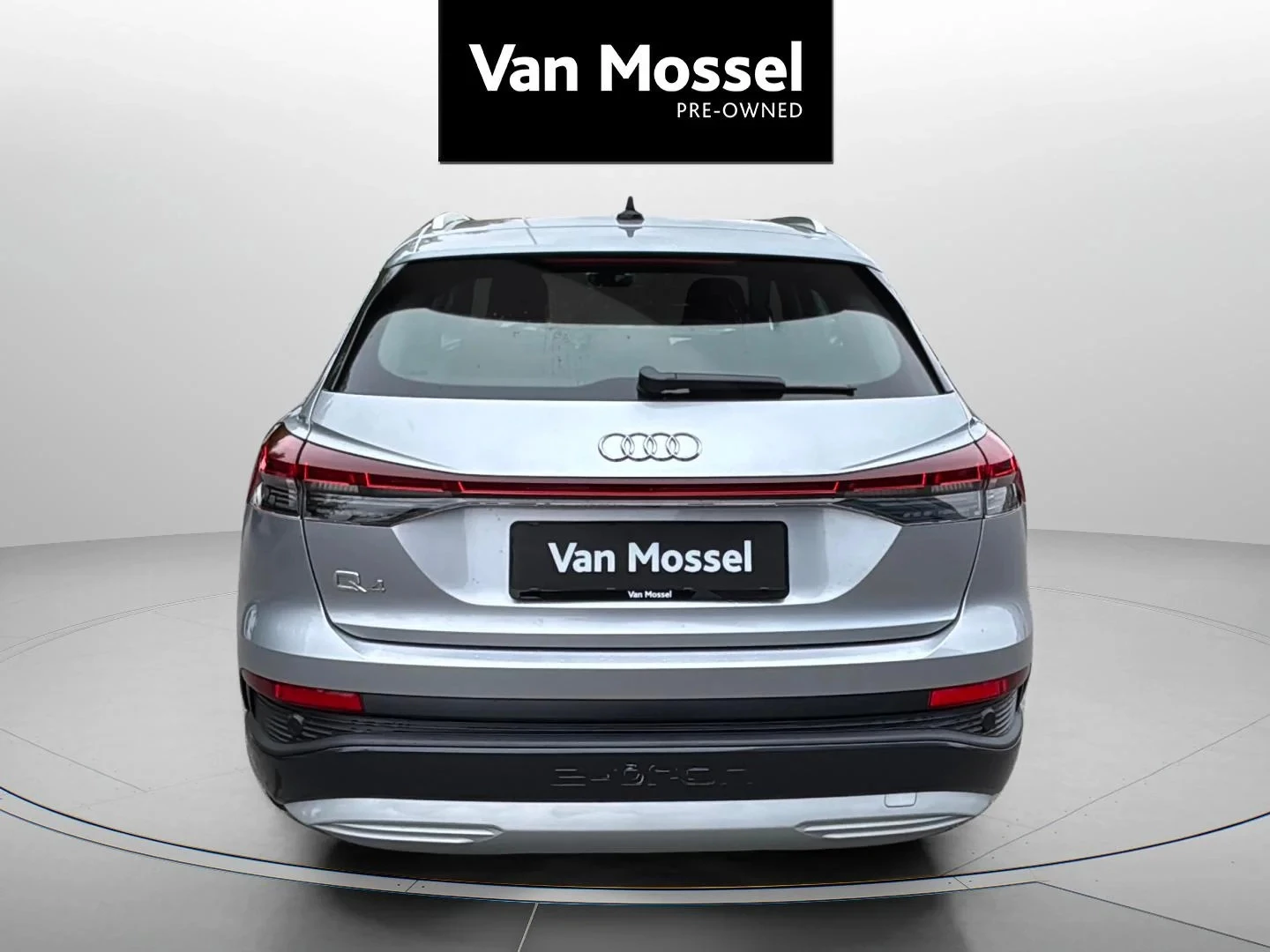 Audi-Q4 e-tron-image-3