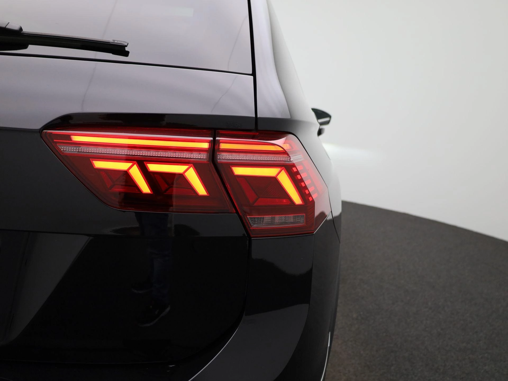 Volkswagen-Tiguan Allspace-image-39