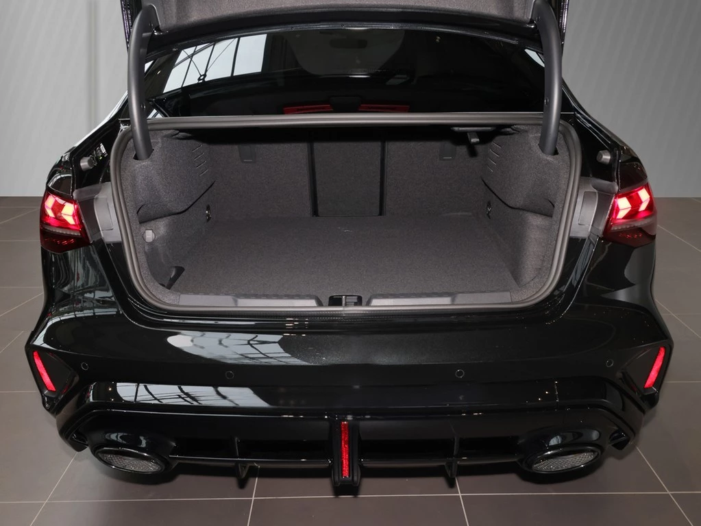 Audi RS3 Limousine 294 kW S tronic ALP