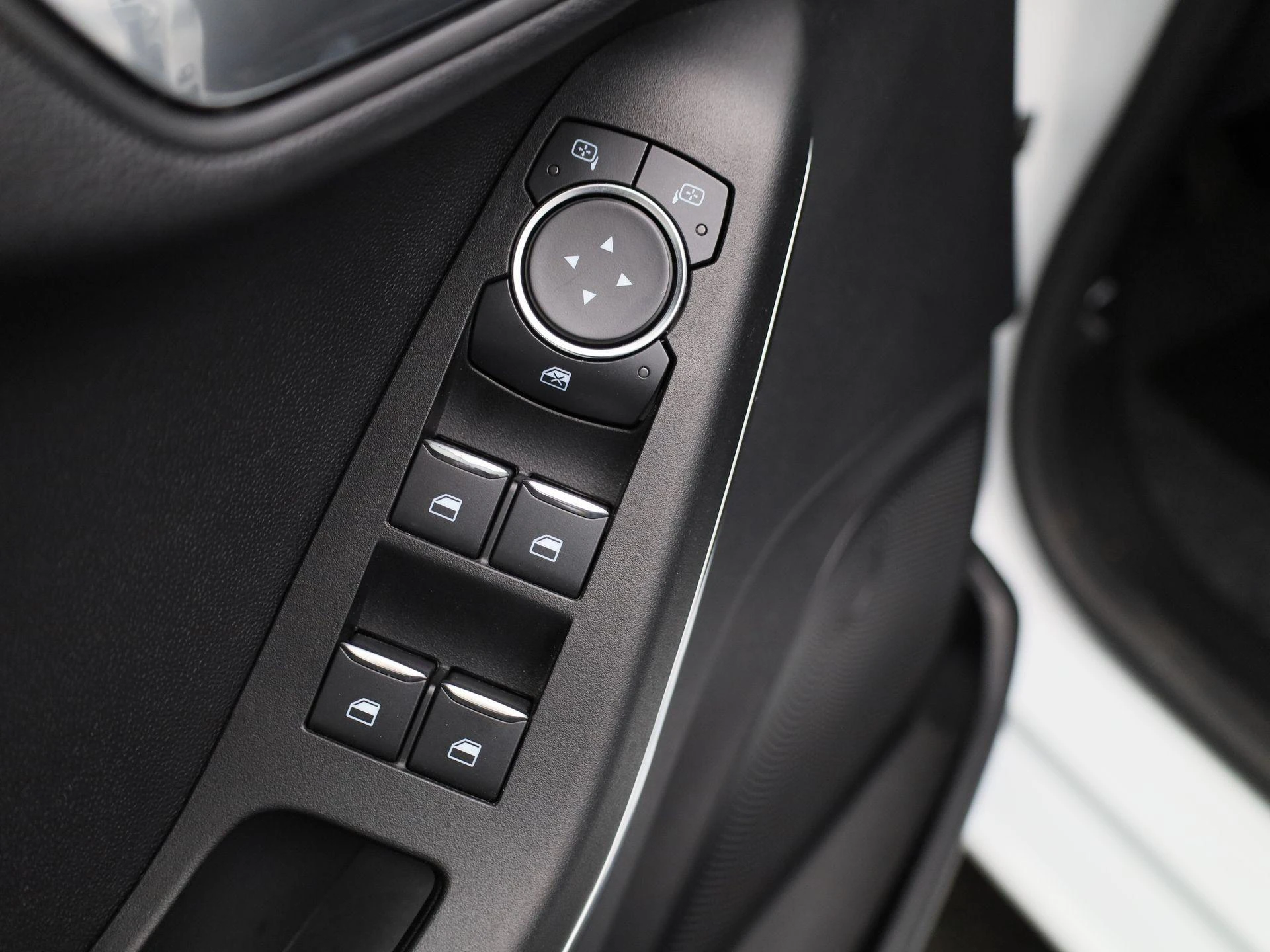 Ford-Fiesta-image-24