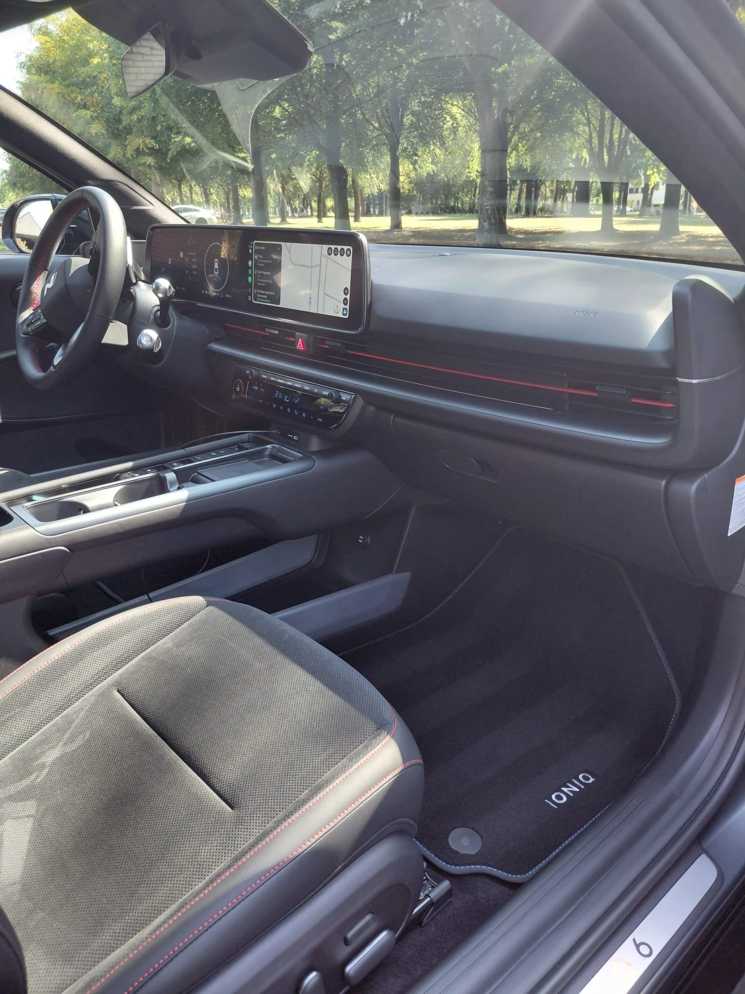 Hyundai-IONIQ 6-image-6