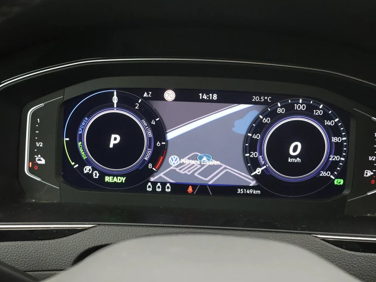 Volkswagen-Passat-image-14
