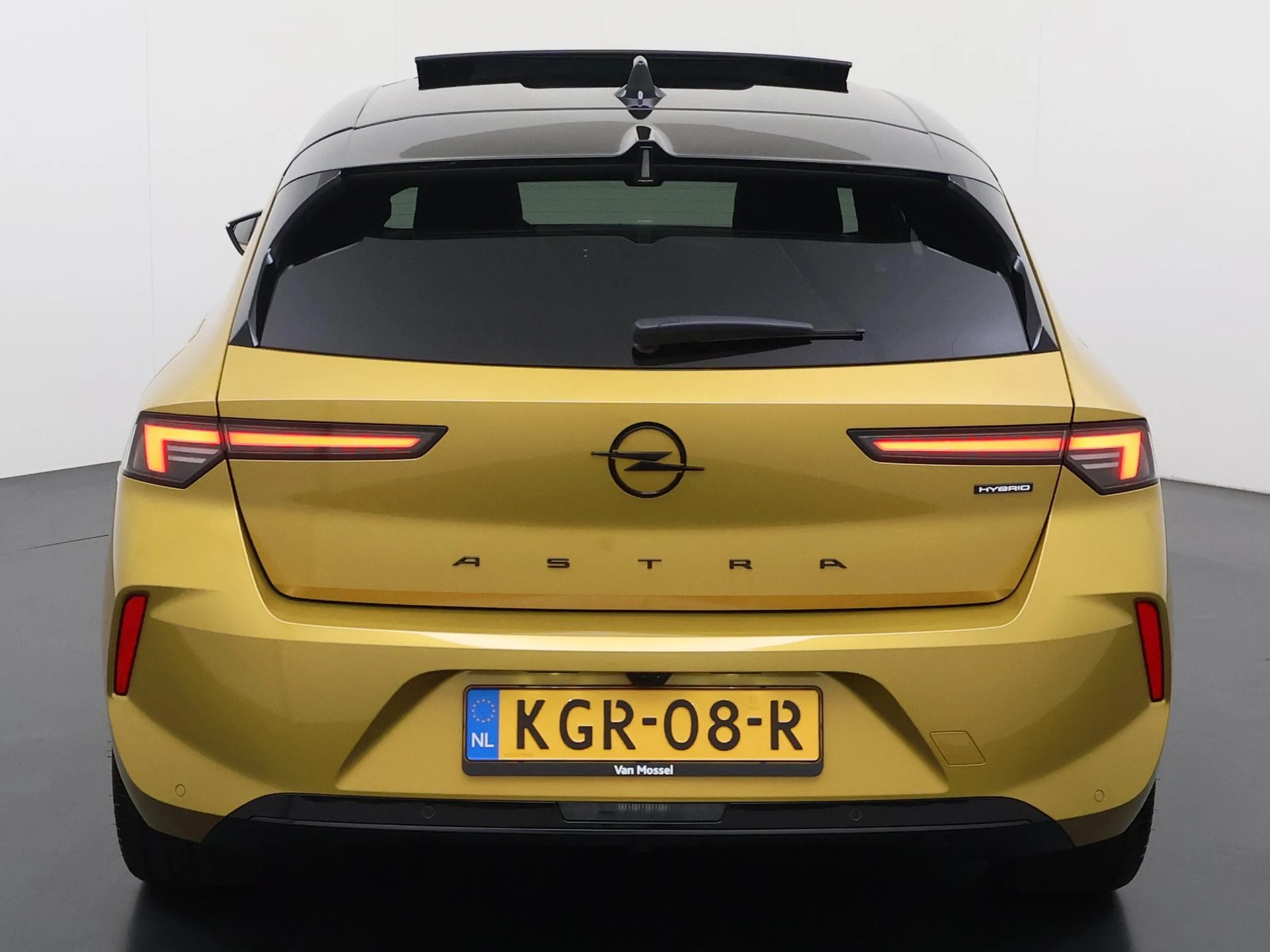 Opel-Astra-image-7