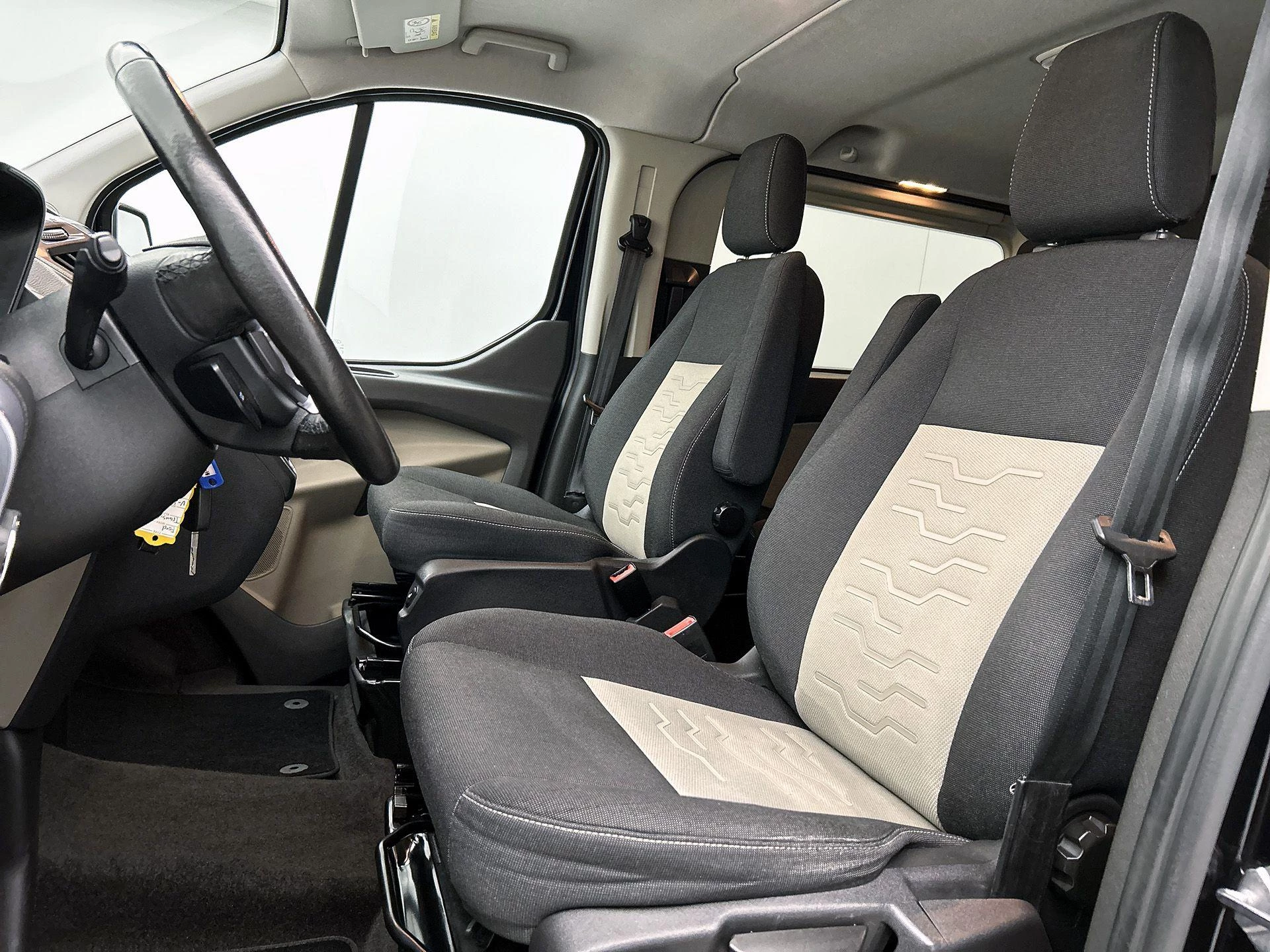 Ford Transit Custom 2.0 TDCI L2H1 131PK