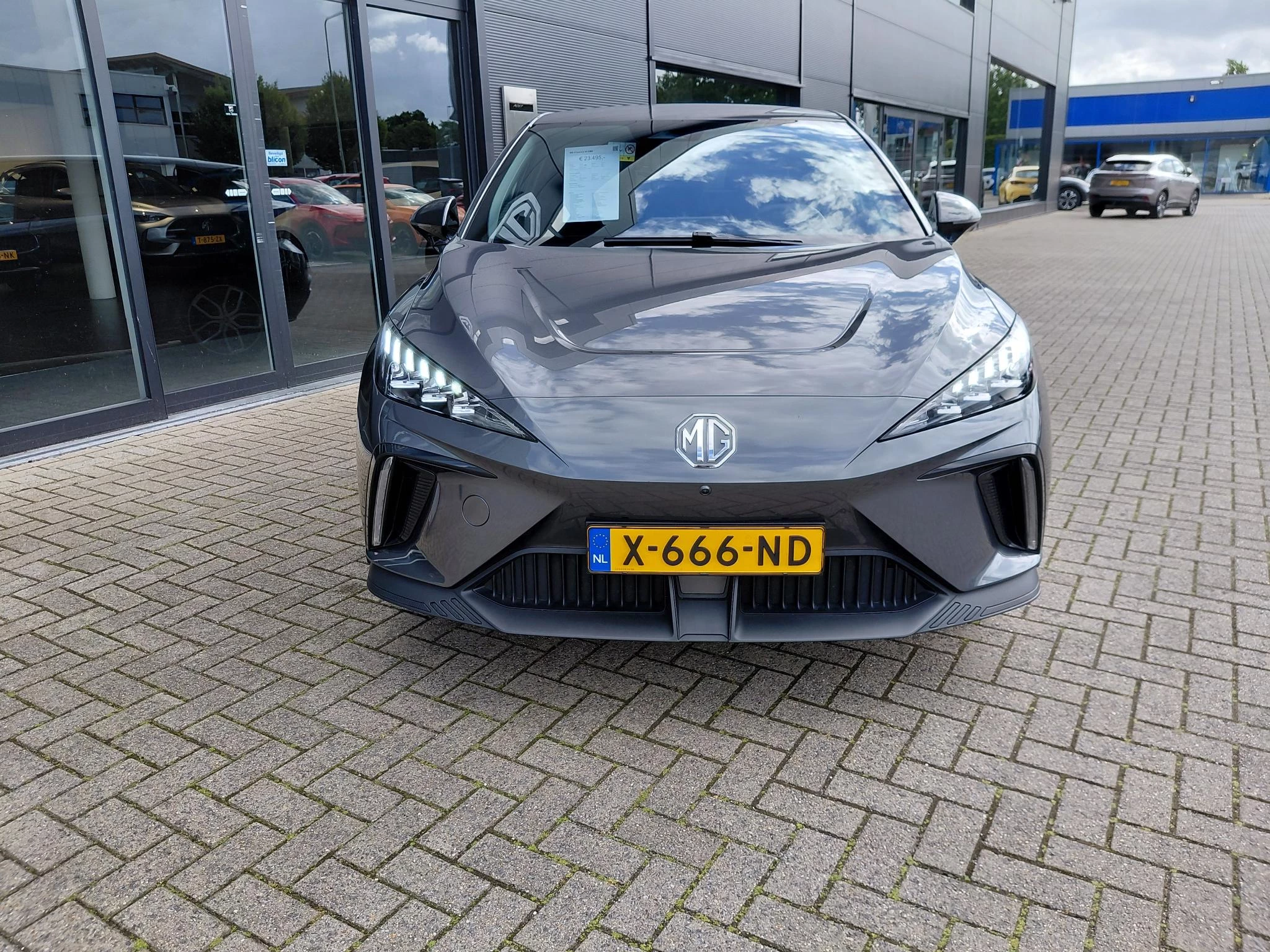 MG MG4 Luxury 64 kWh