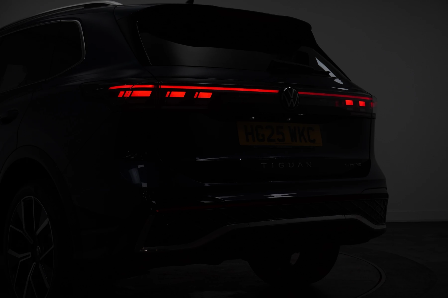 Volkswagen-Tiguan-image-43