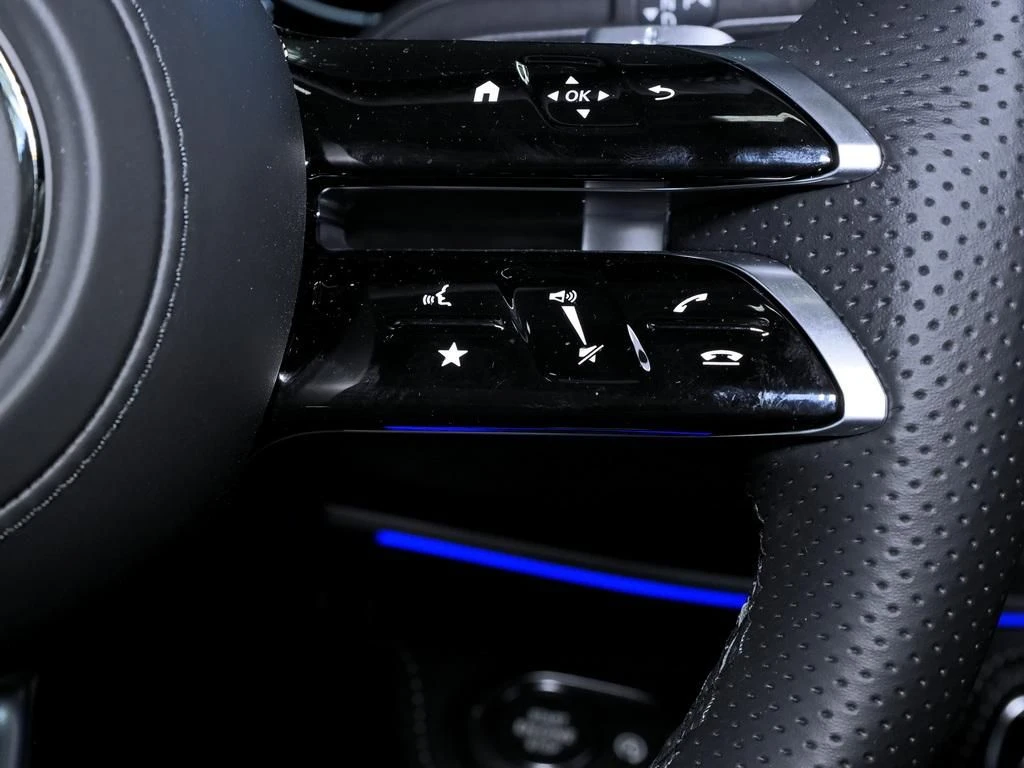 Mercedes-Benz-GLE 450 d-image-12