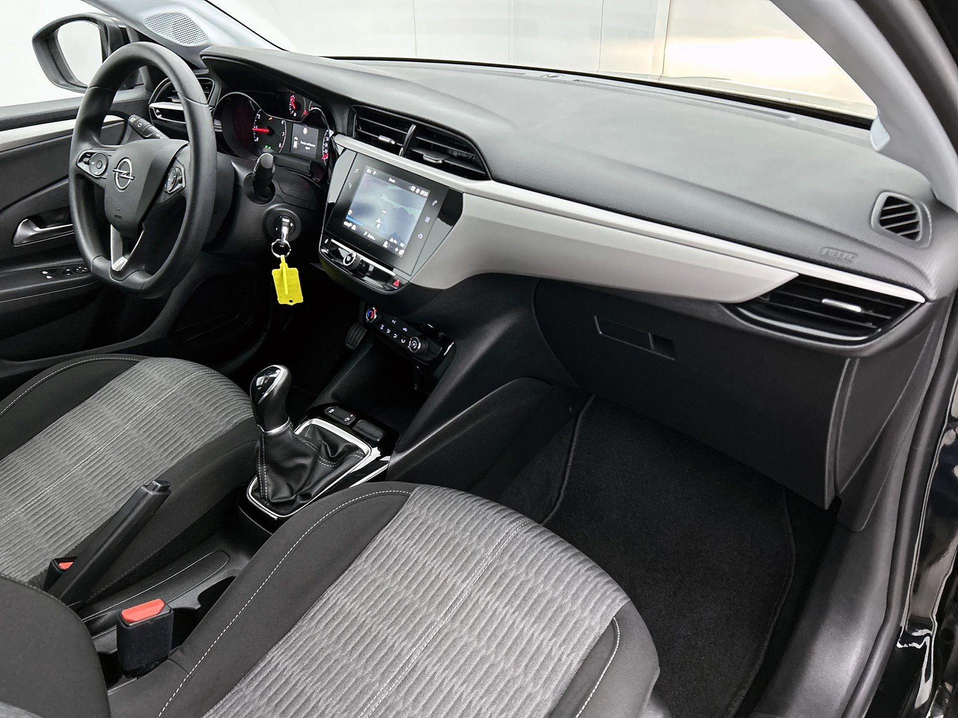 Opel-Corsa-image-19