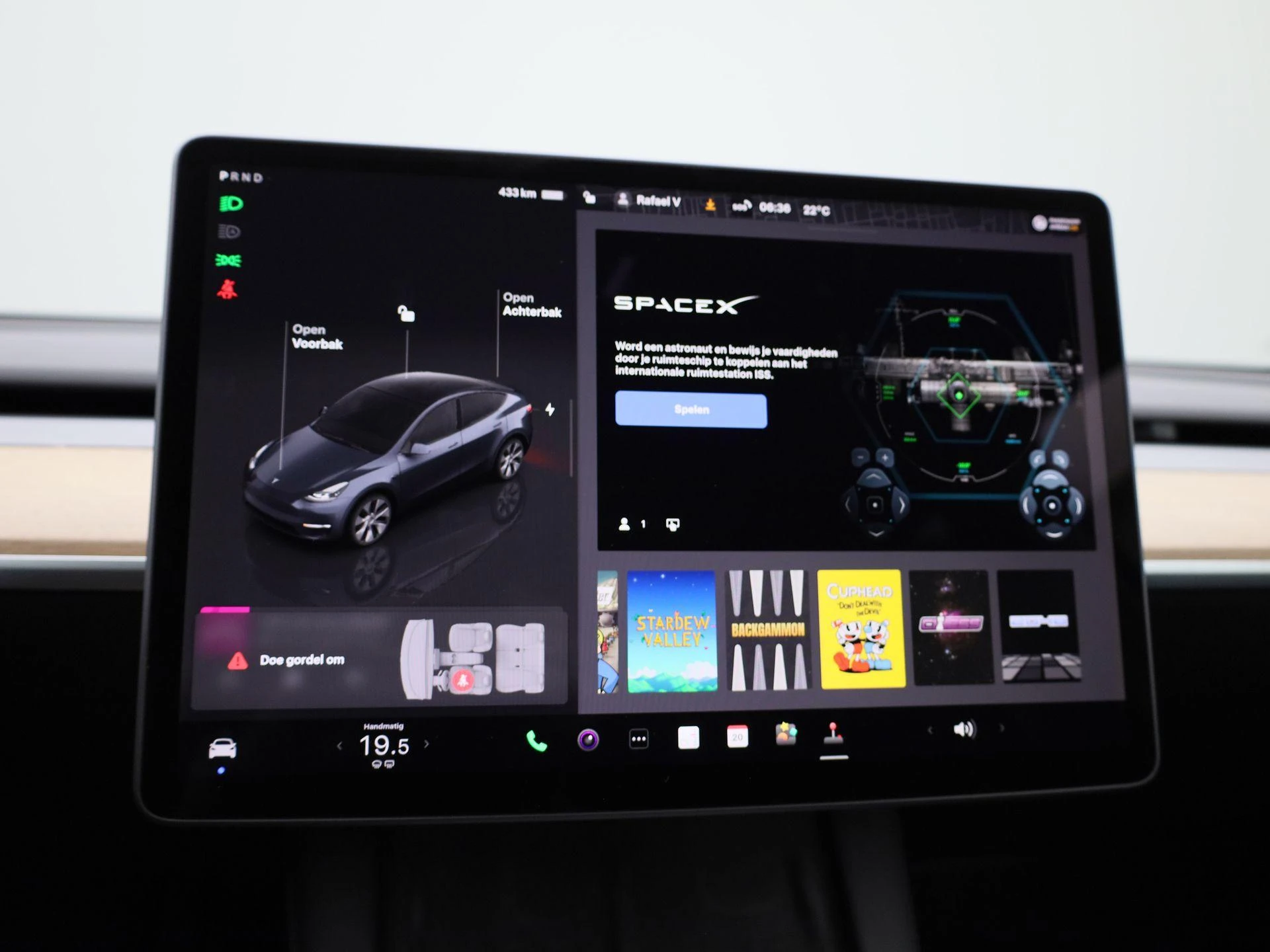 Tesla Model Y Long Range Dual Motor AWD