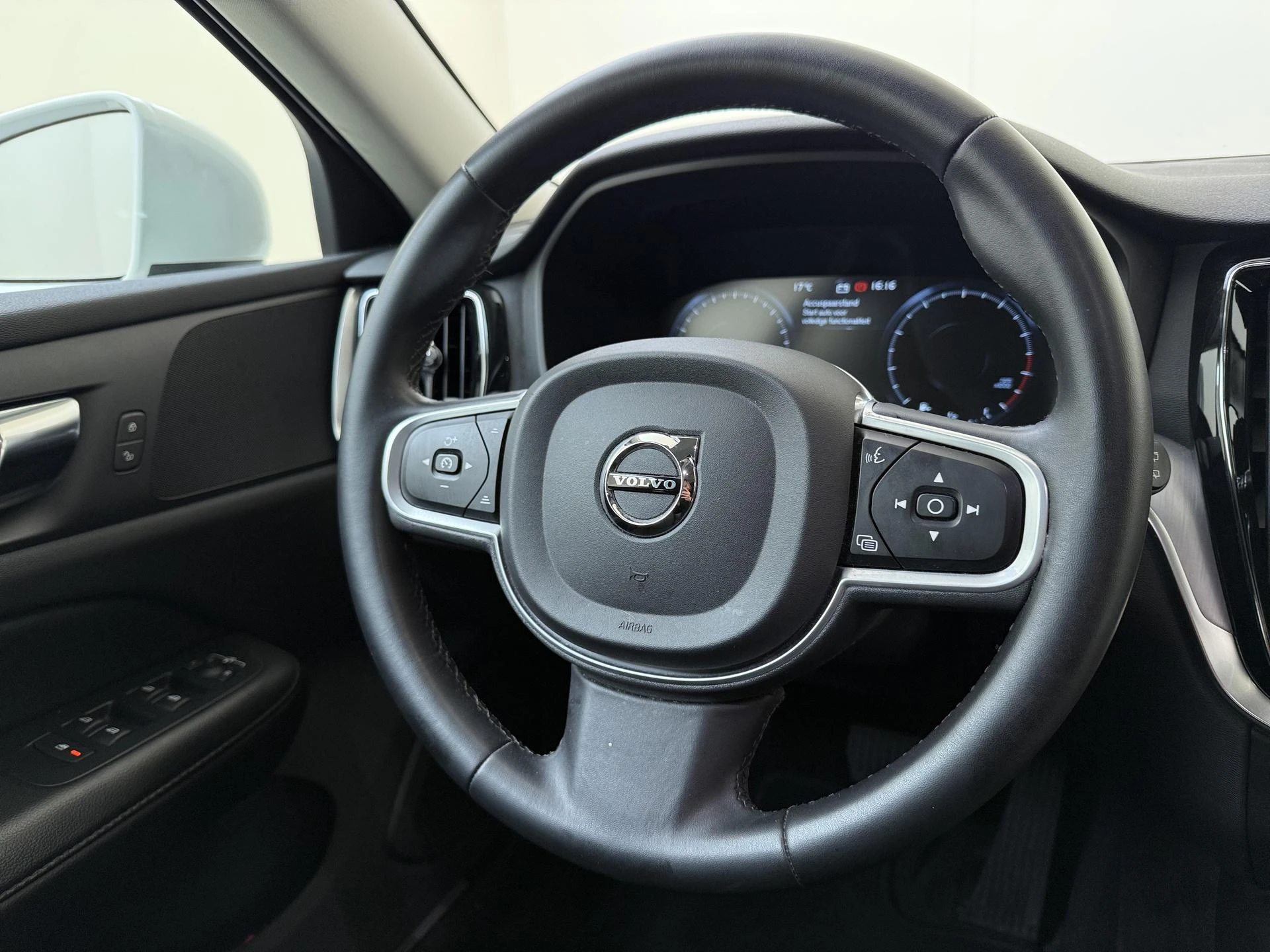Volvo-V60-image-9