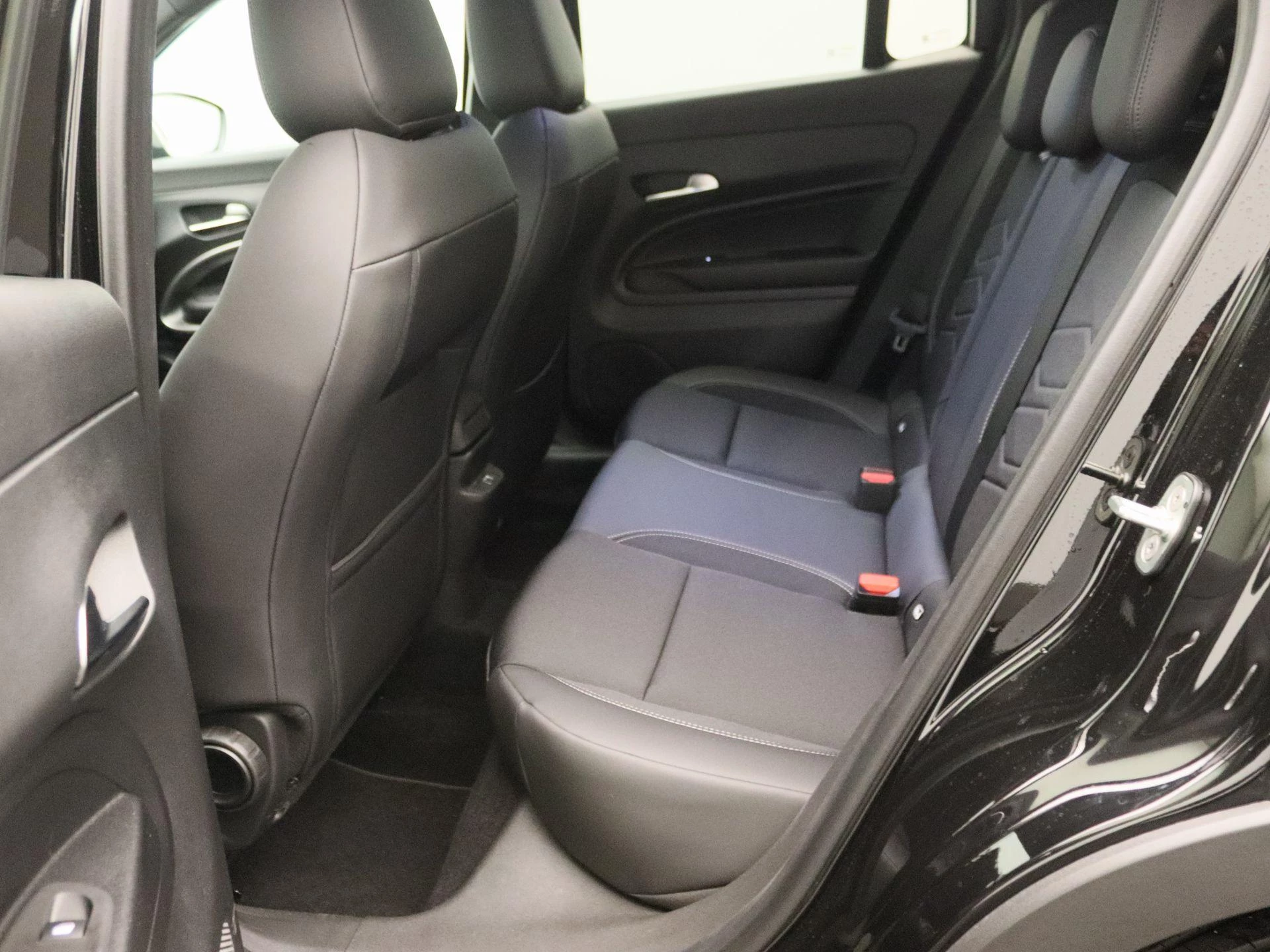Jeep-Avenger-image-13