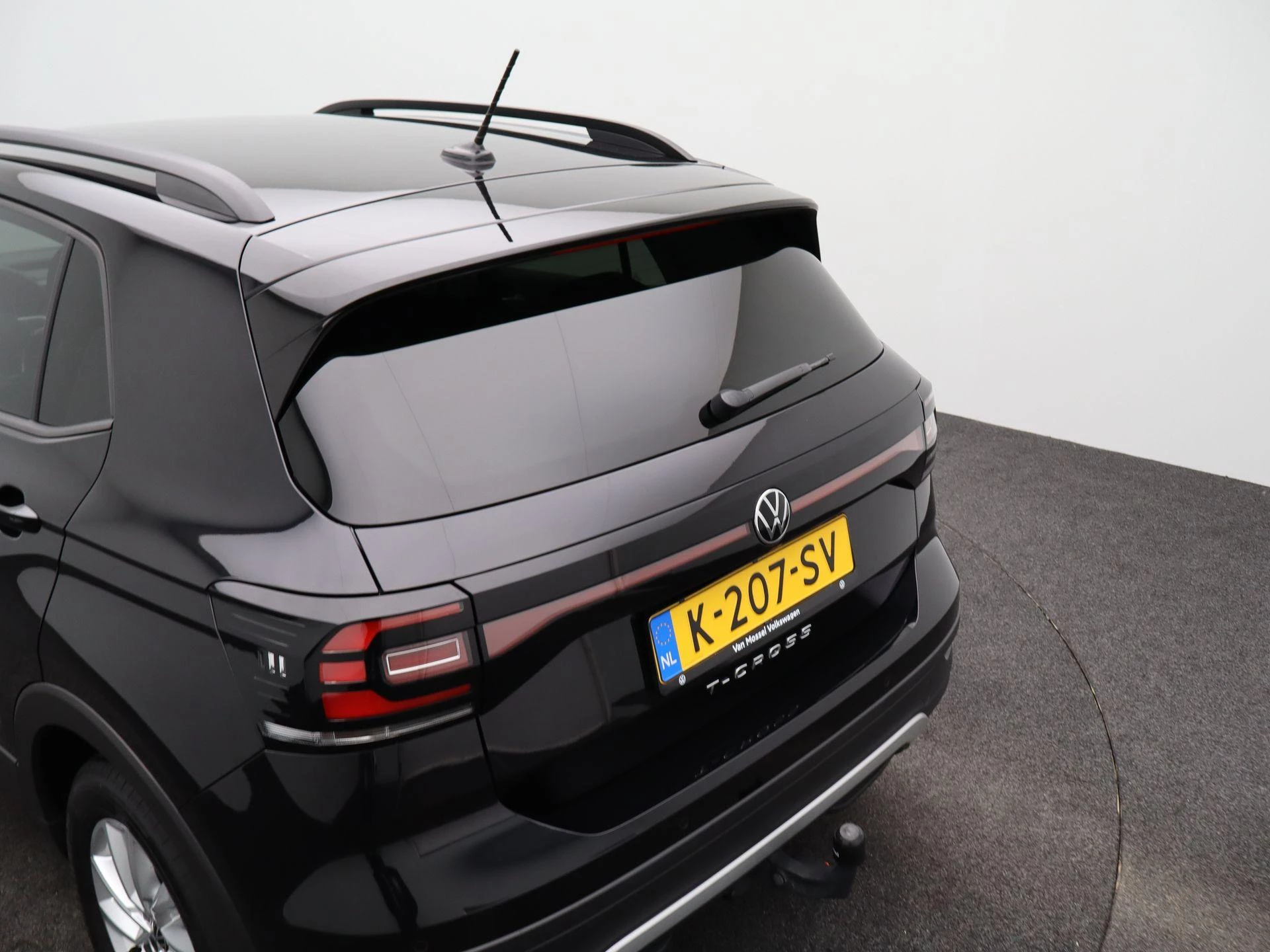 Volkswagen-T-Cross-image-34